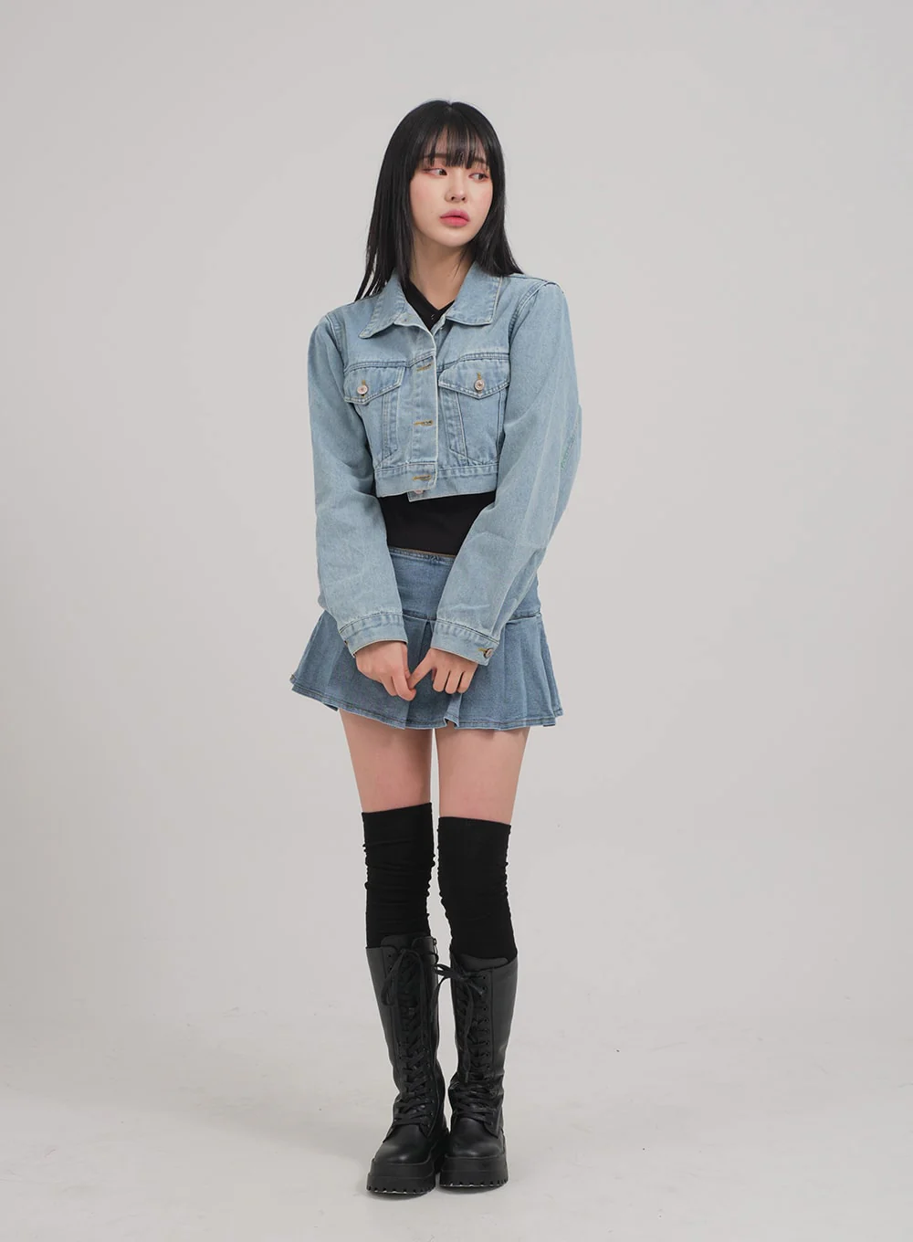 Low Rise Pleated Denim Mini Skirt C0302 - Image 15