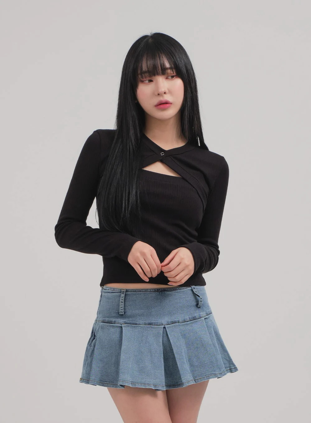 Low Rise Pleated Denim Mini Skirt C0302 - Image 7
