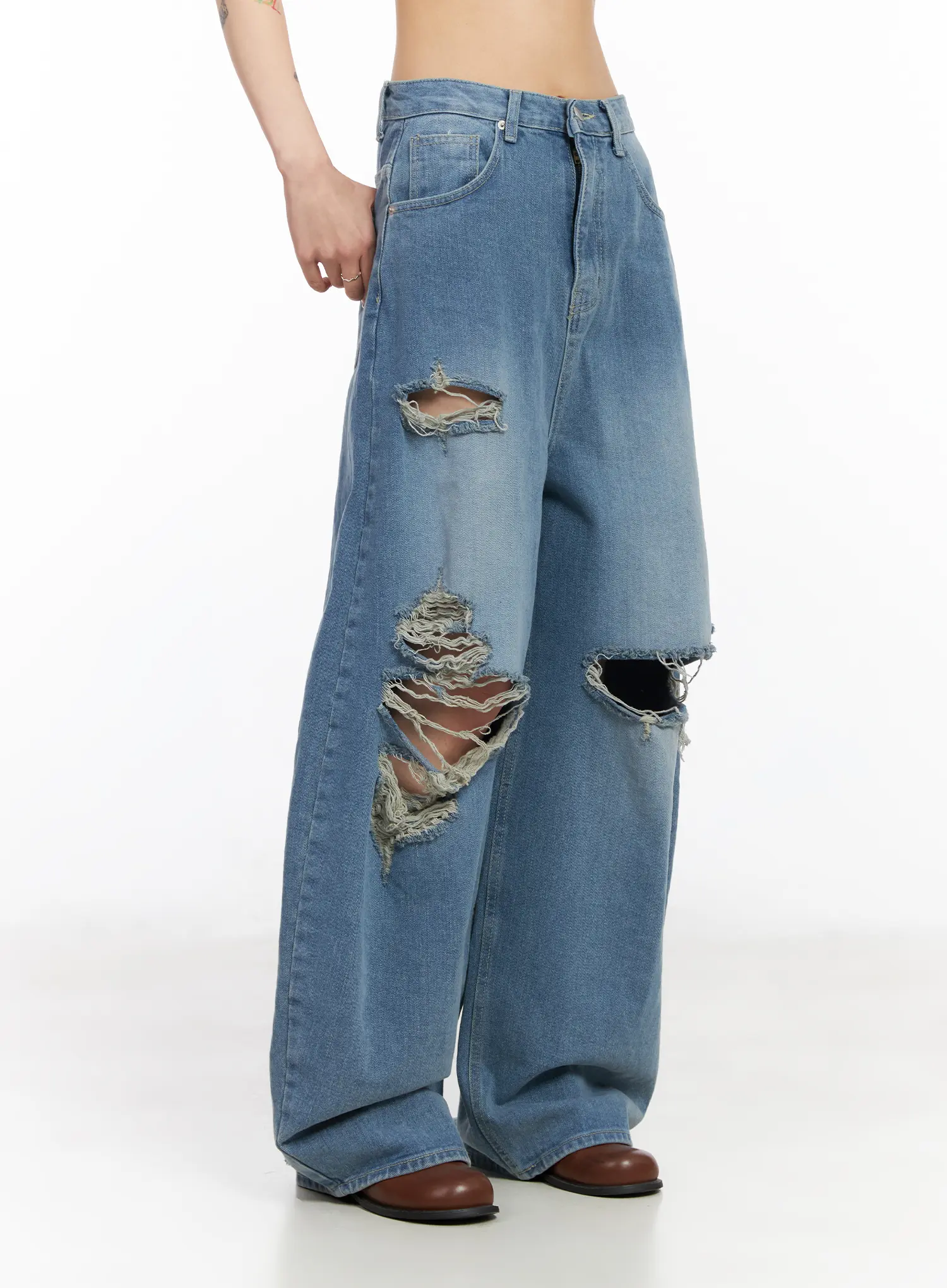 Lylah Ripped Wide Leg Jeans CM517 - Image 5