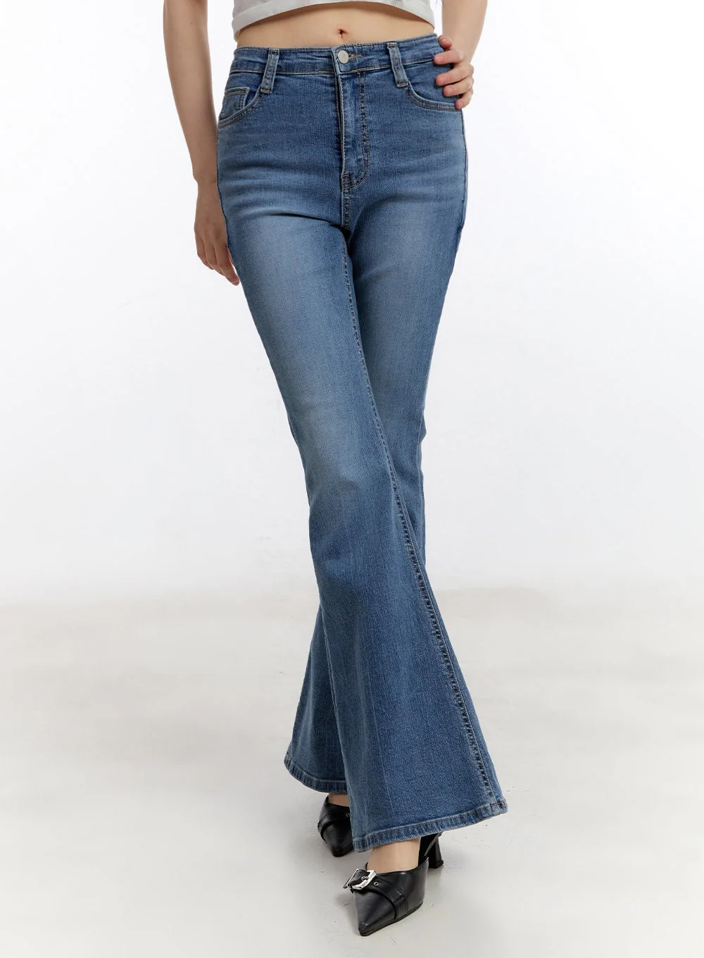 Maris Hip-Pad Bootcut Jeans CA508