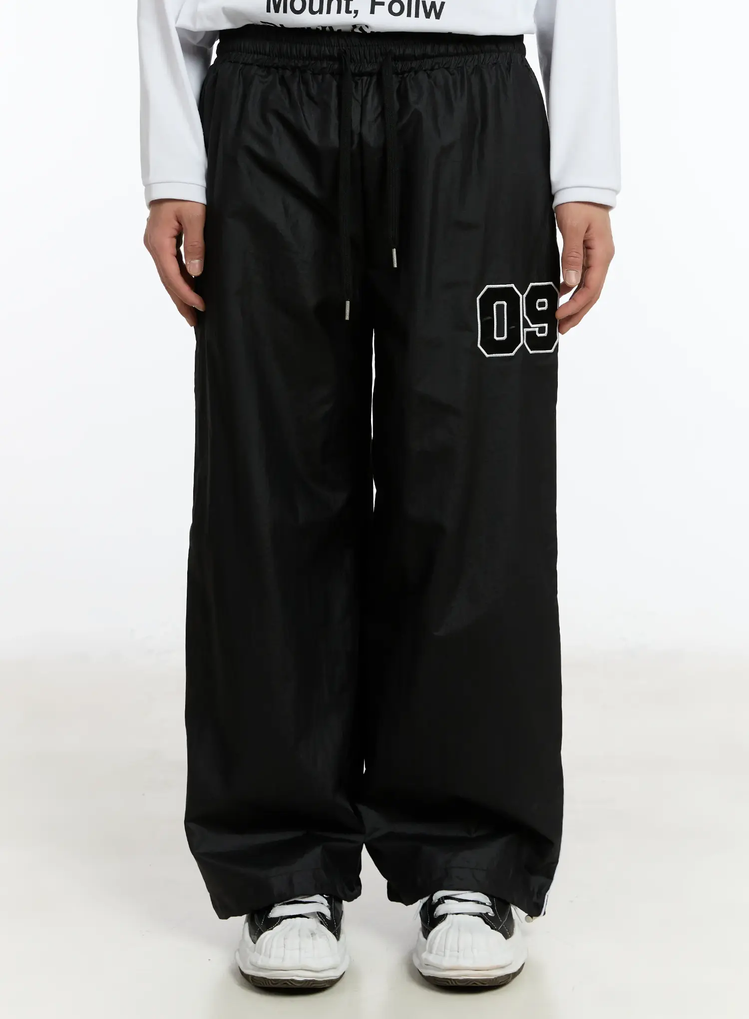 Men's 09 Graphic Nylon Drawstring Pants IM503