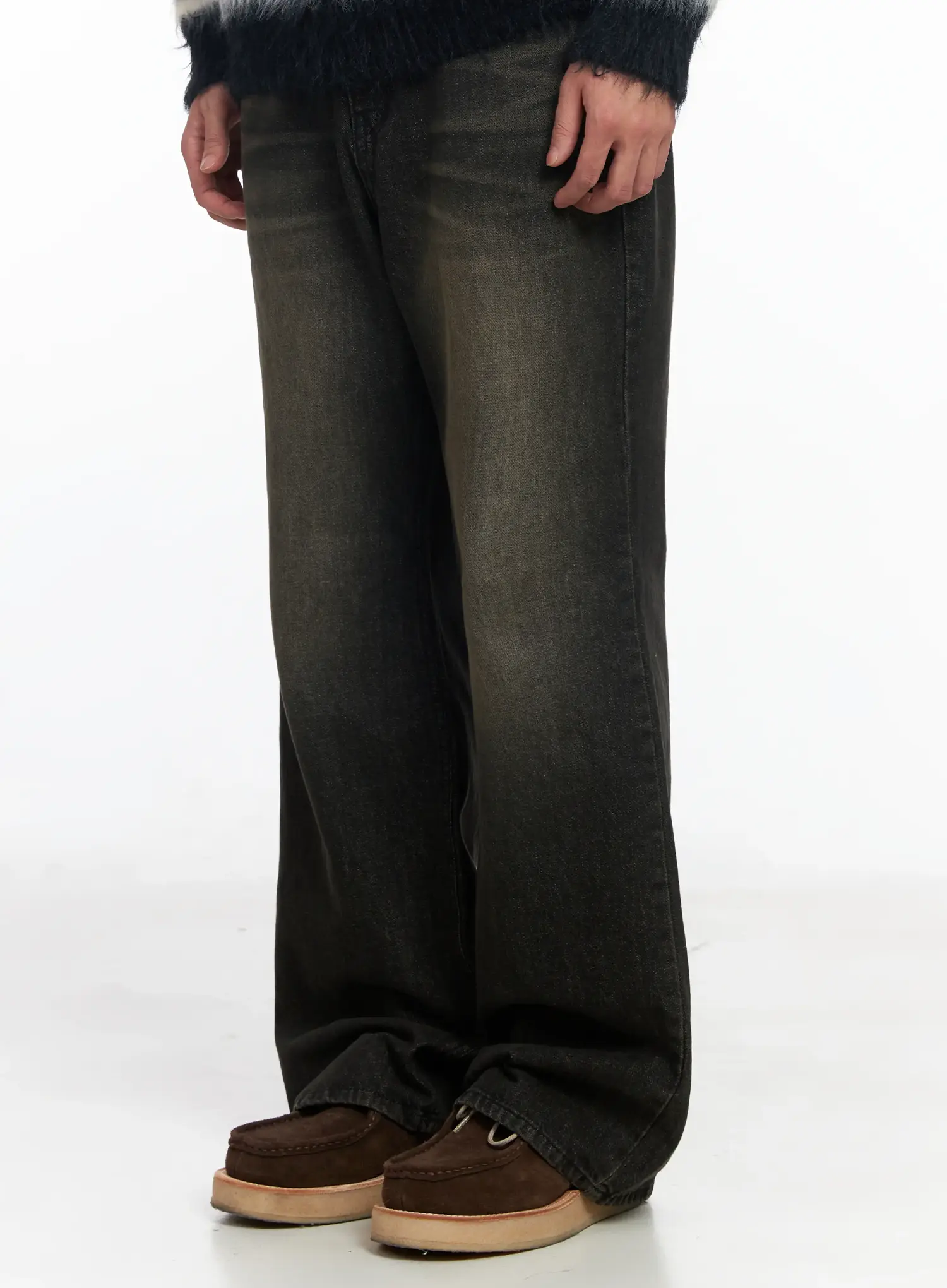 Men's Black Semi-Flared Jeans IJ521 - Image 4