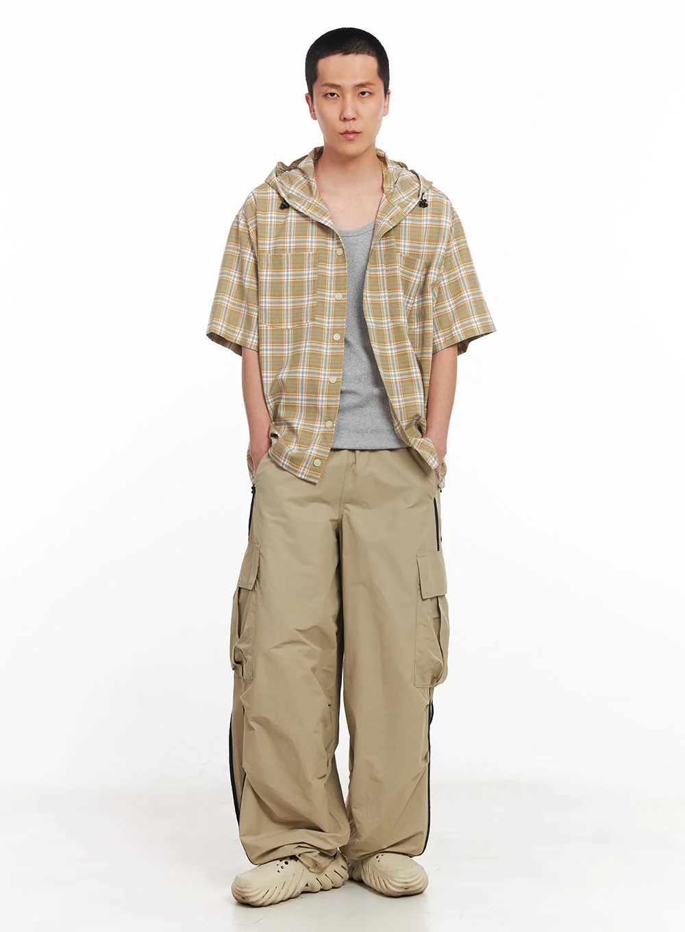 Men's Cargo Balloon-Fit Windbreaker Pants (Beige) IU512 - Image 8