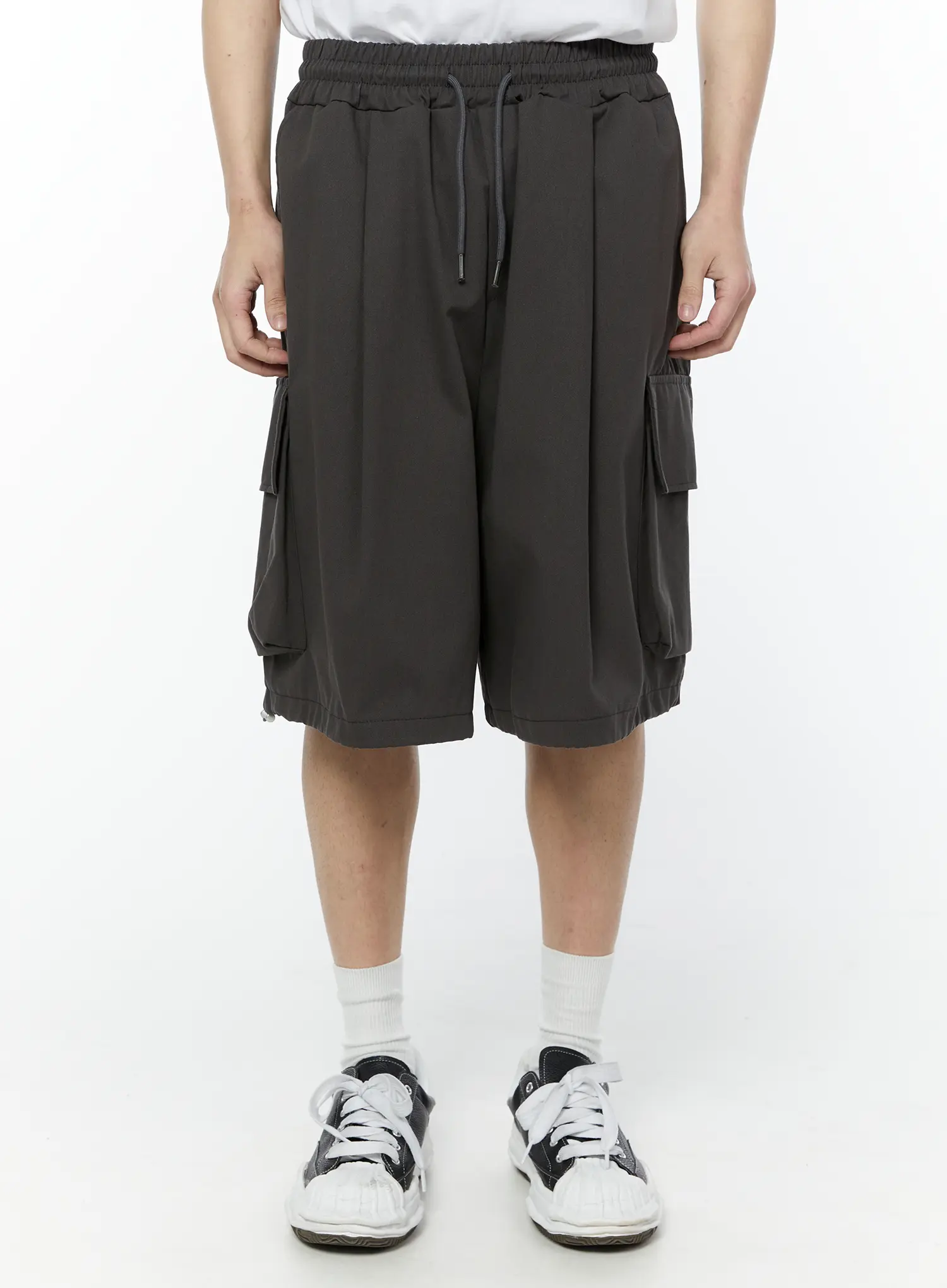 Men's Cargo Bermuda Shorts (Dark Gray) IY504 - Image 2