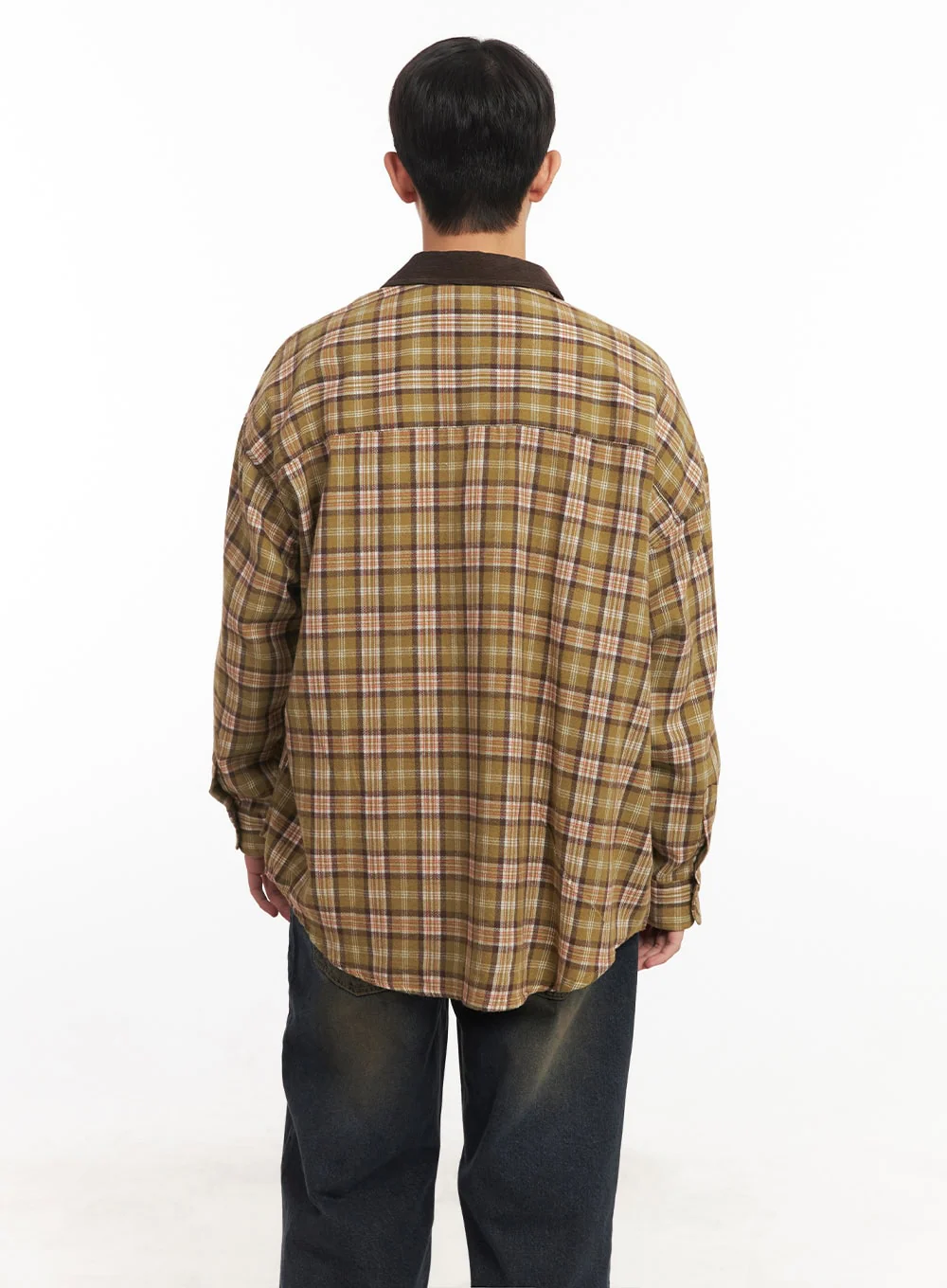 Men's Checkered Oversize Collared Shirt IM527 - Image 5