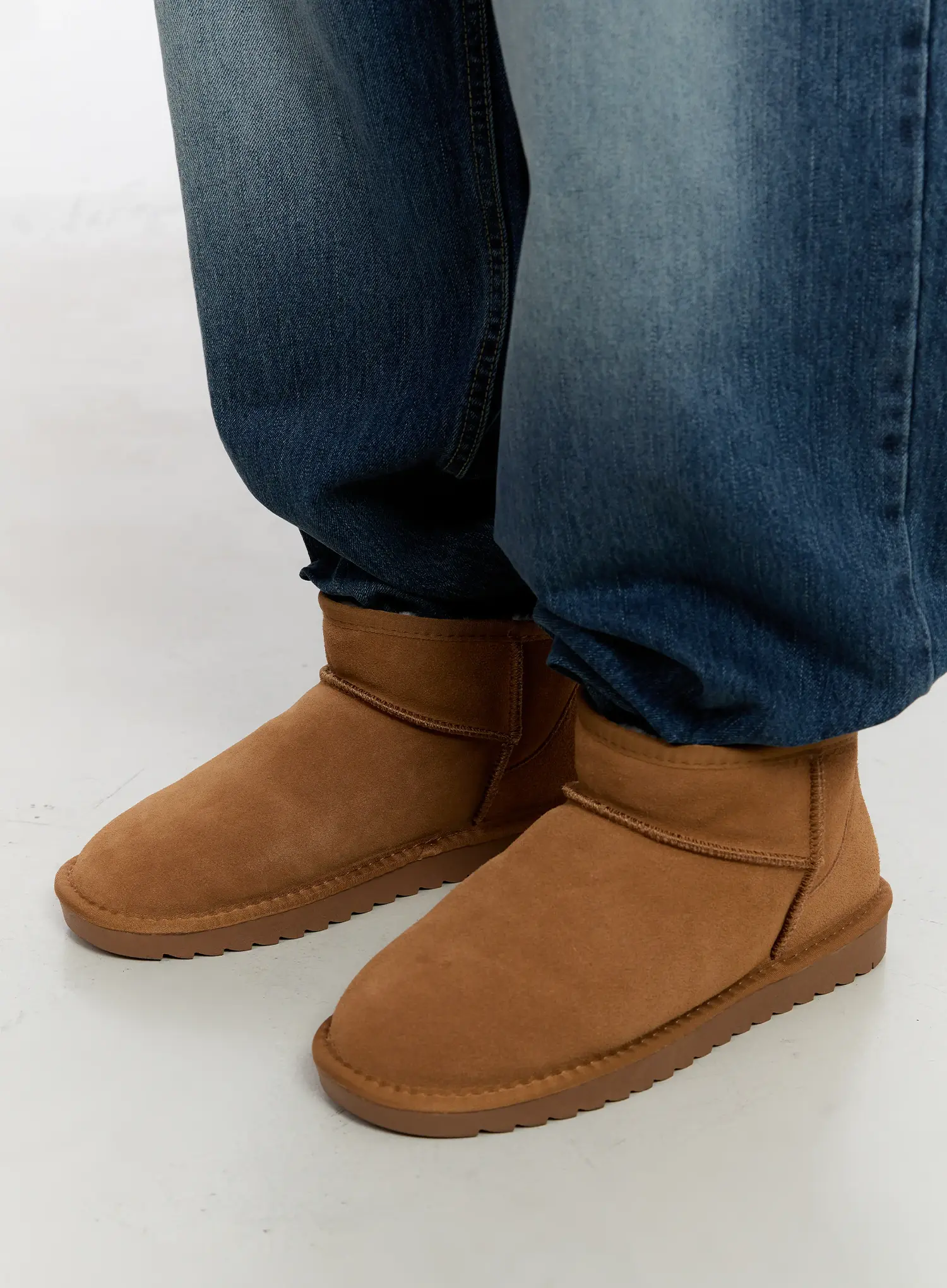 Men's Classic Shearling Ankle Boots IN512 - Image 4