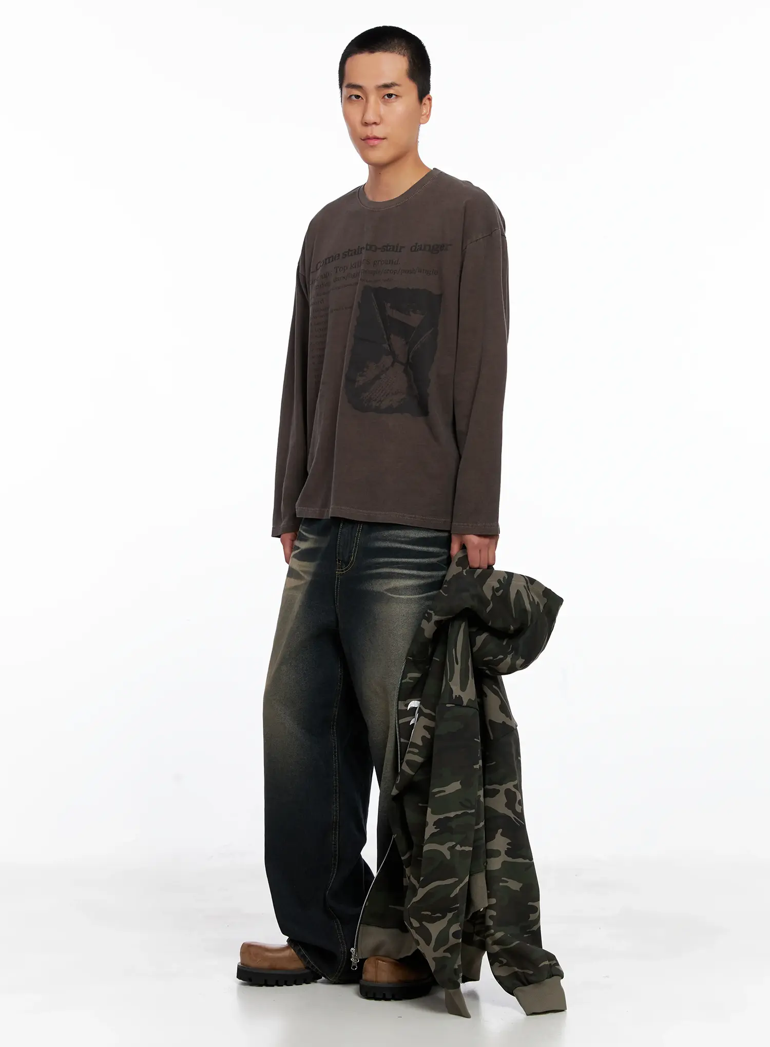 Men's Edgy Graphic Long Sleeve Tee IS509 - Image 2