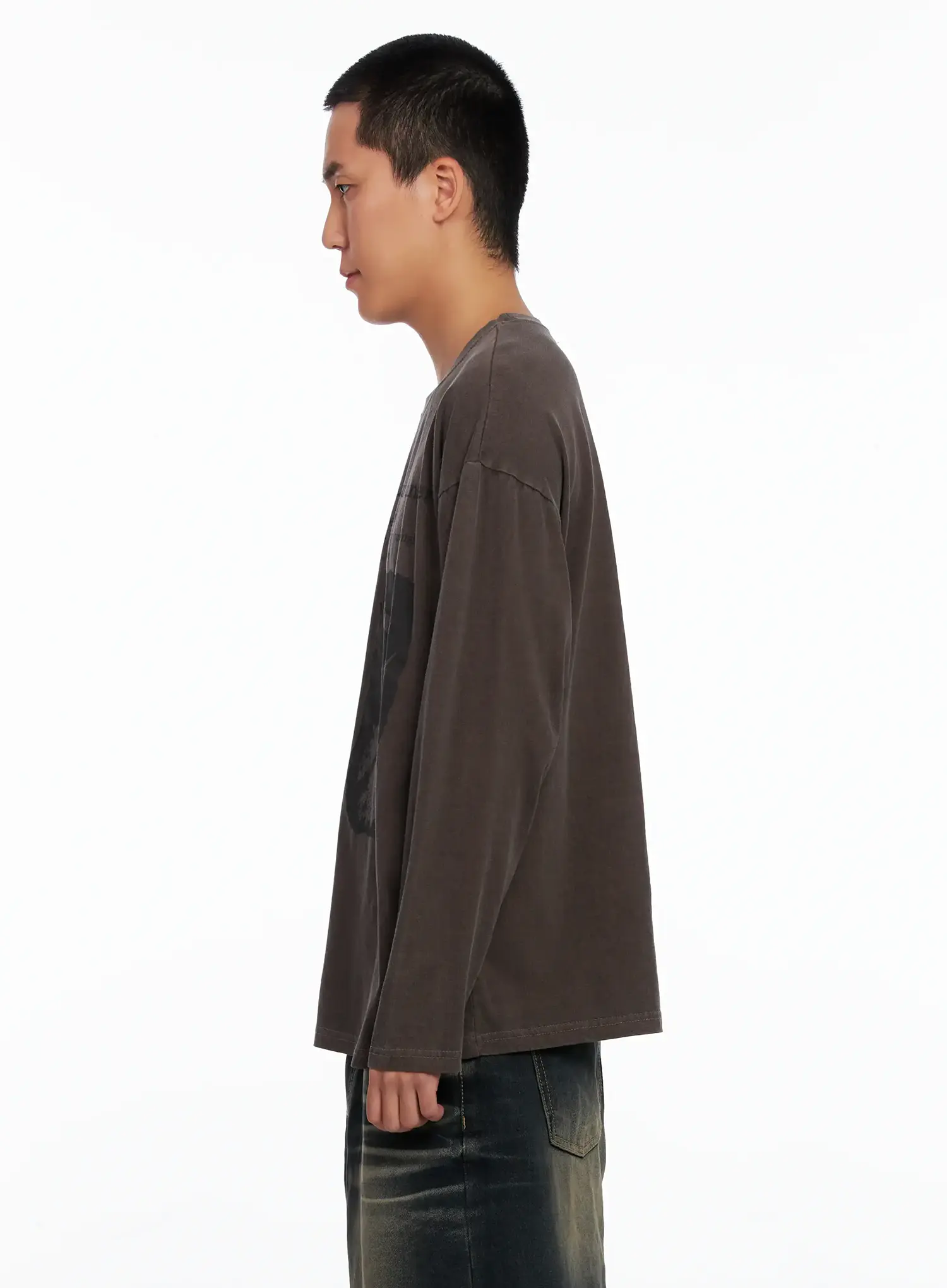 Men's Edgy Graphic Long Sleeve Tee IS509 - Image 5