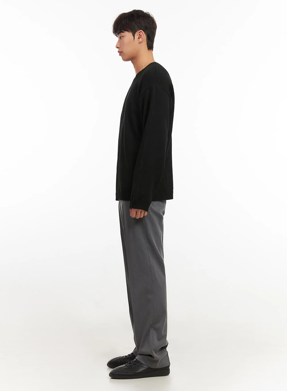 Men's Essential Black V-Neck Sweater IF517 - Image 9
