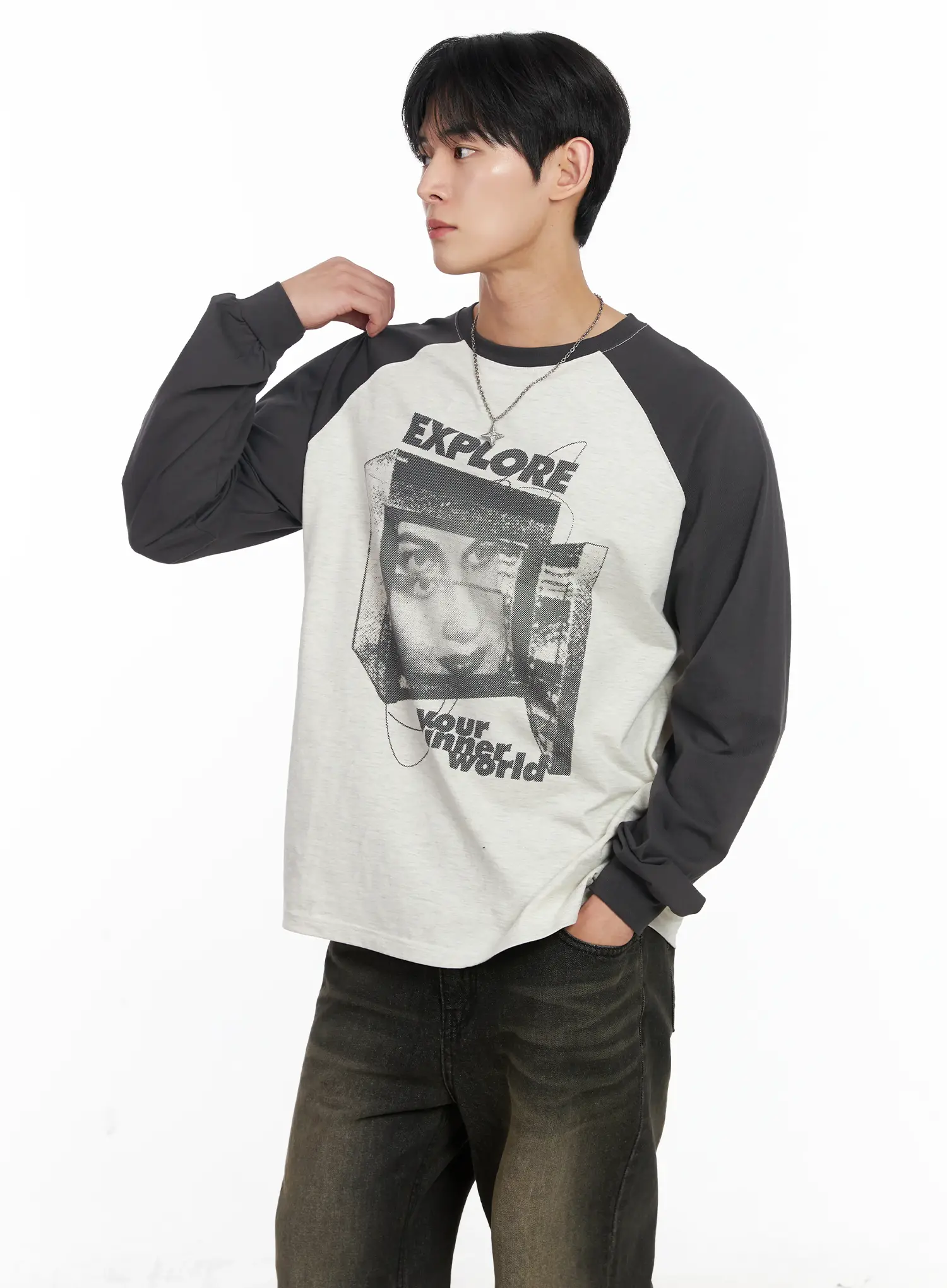 Men's Explore Graphic Long Sleeve Tee IJ521