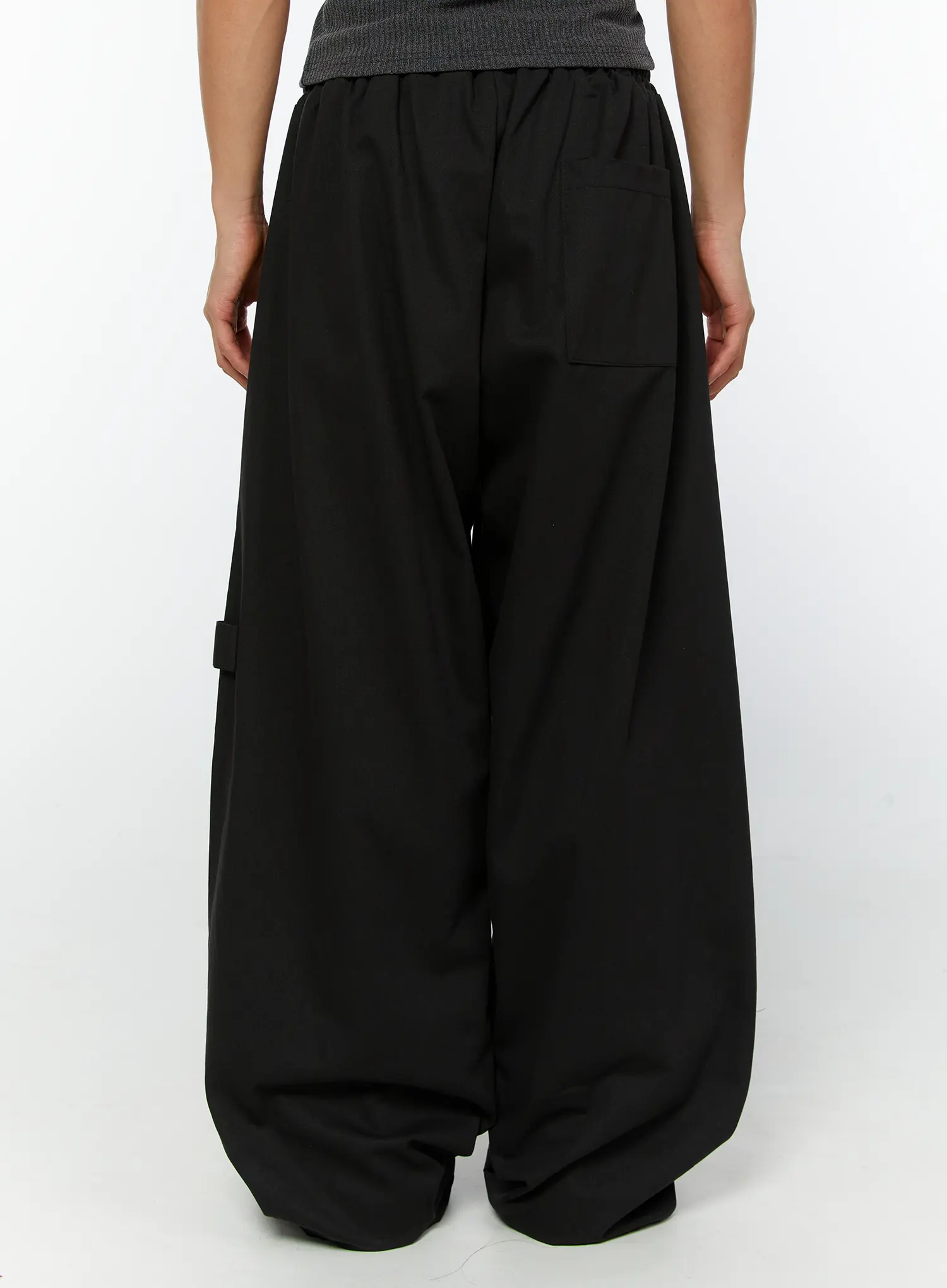 Men's Eyelet Detail Wide-Leg Pants IY508 (Black) - Image 10