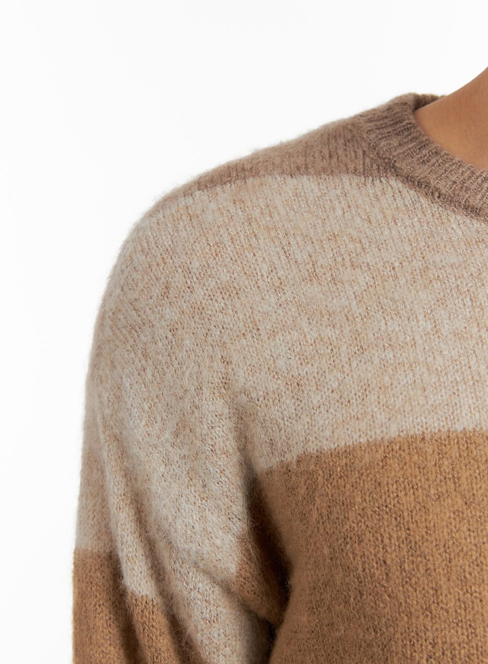 Men's Fuzzy Stripe Knit Sweater IY402 - Image 3