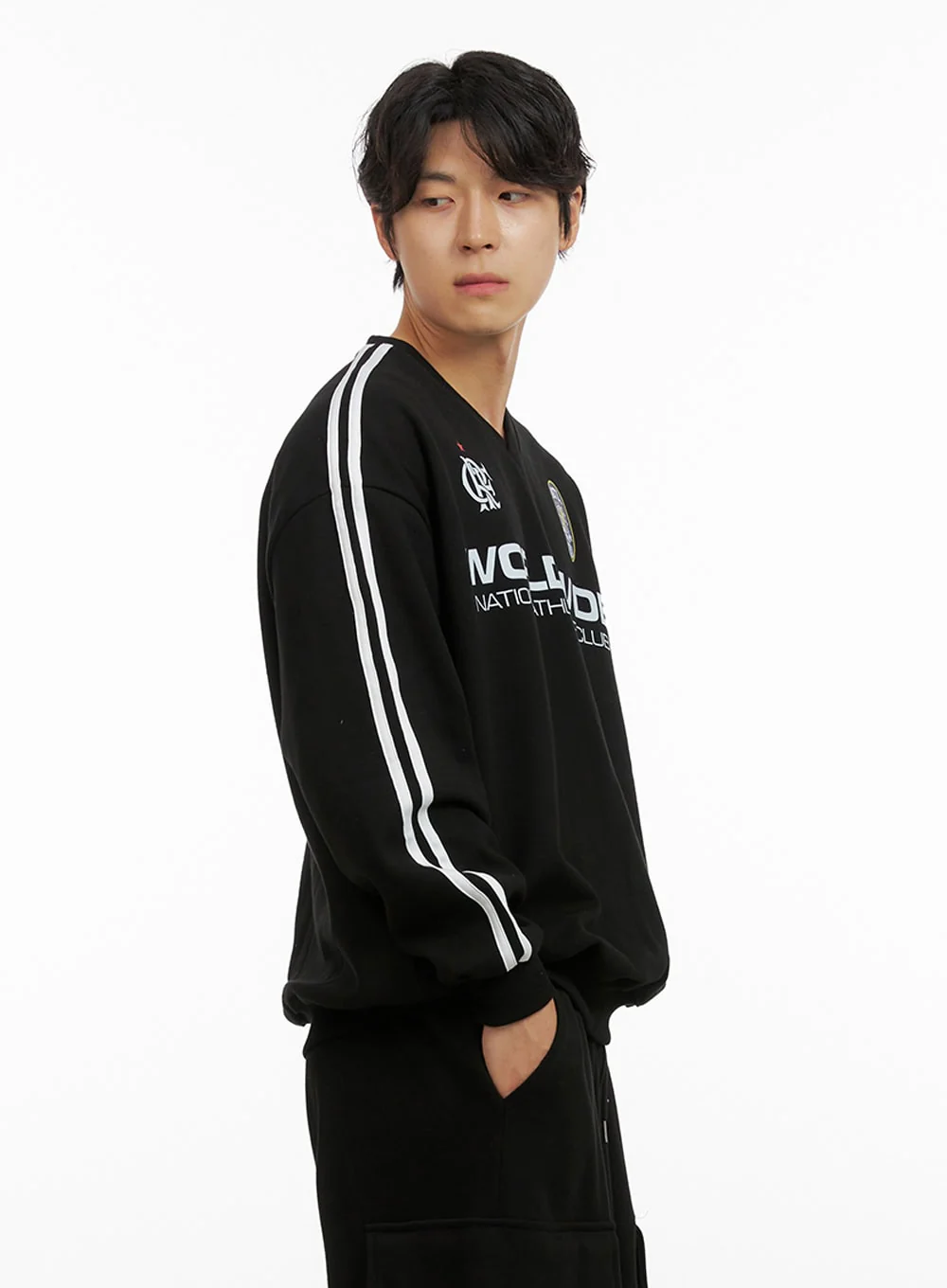 Men's Graphic V-Neck Sweatshirt (Black) IG409 - Image 4