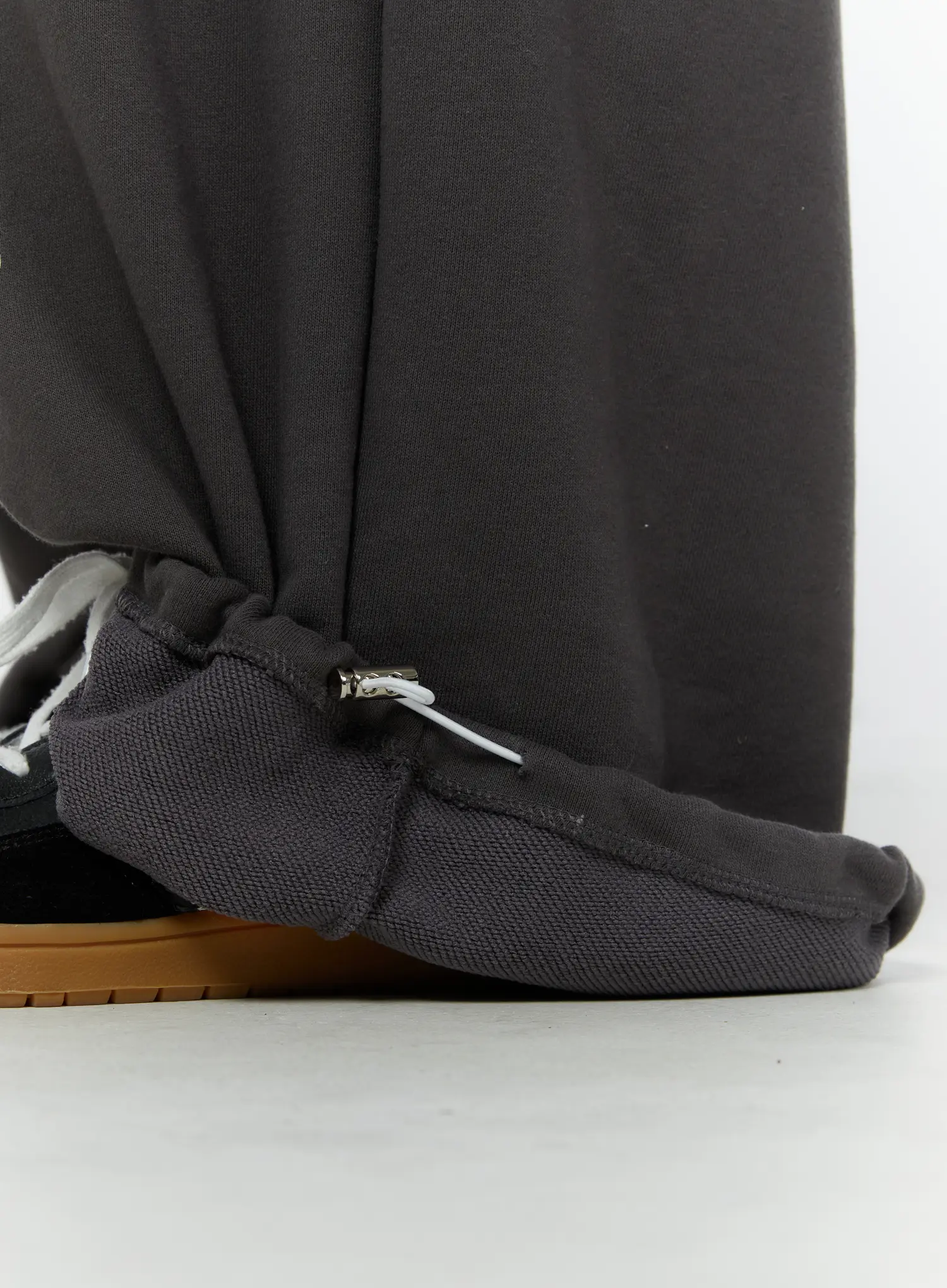 Men's Graphic Wide Leg Sweatpants (Dark Gray) IY513 - Image 5