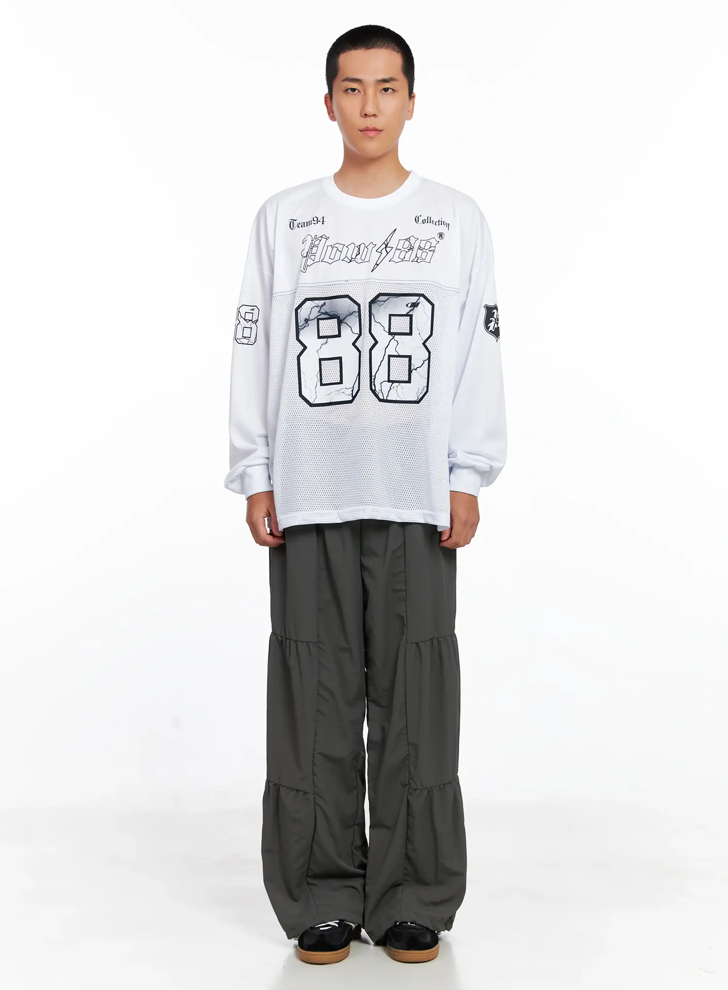 Men's Line Stitch Parachute Pants IS510 - Image 3