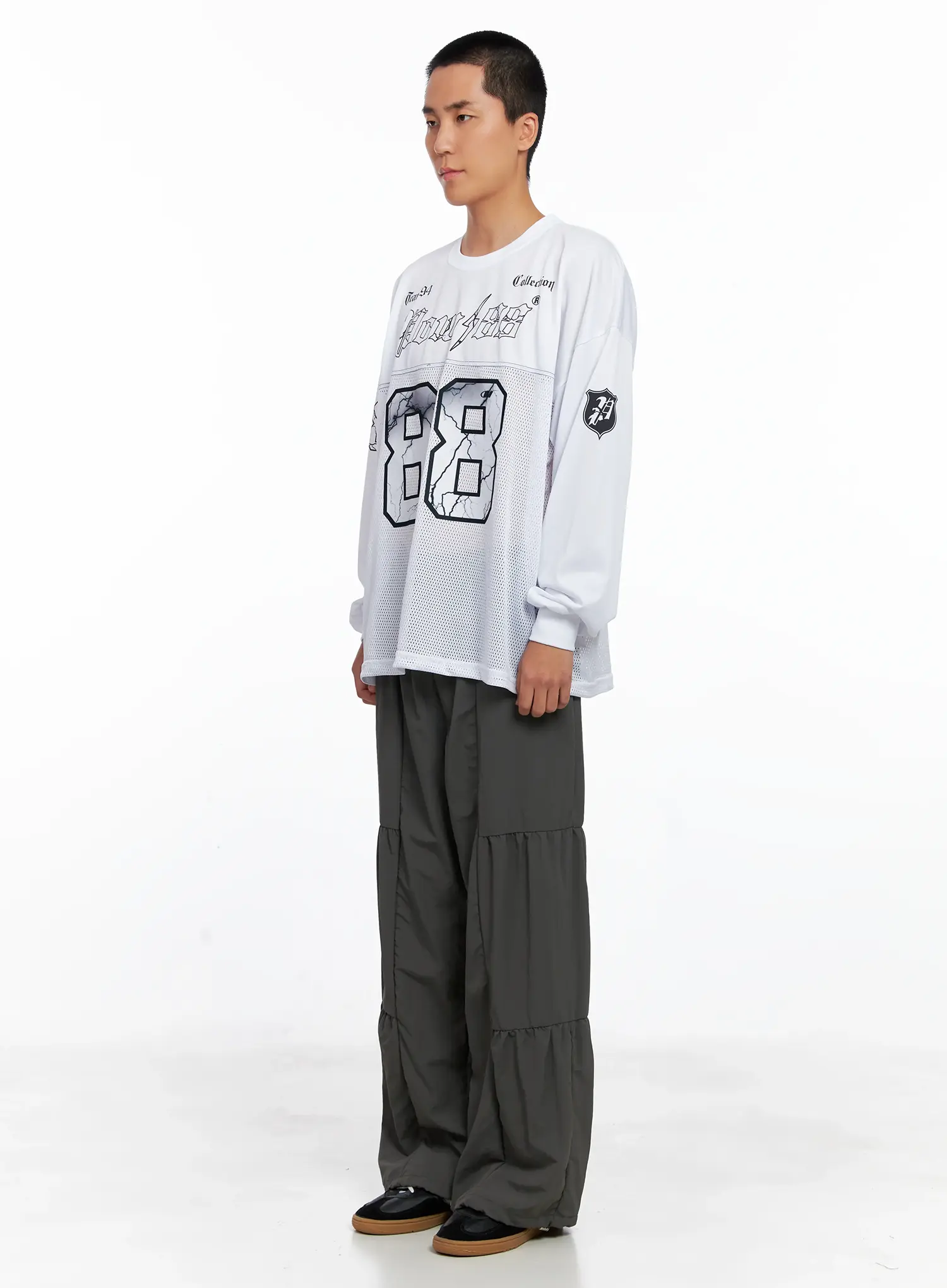 Men's Line Stitch Parachute Pants IS510 - Image 7