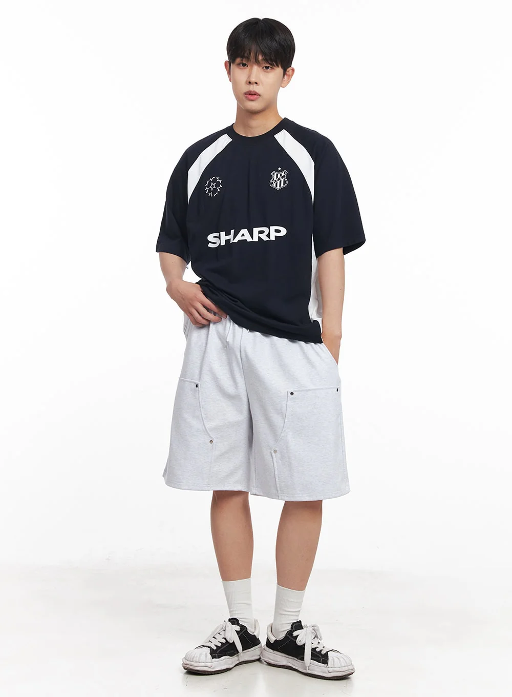 Men's Loose-Fit Graphic Raglan T-Shirt IY520 - Image 8