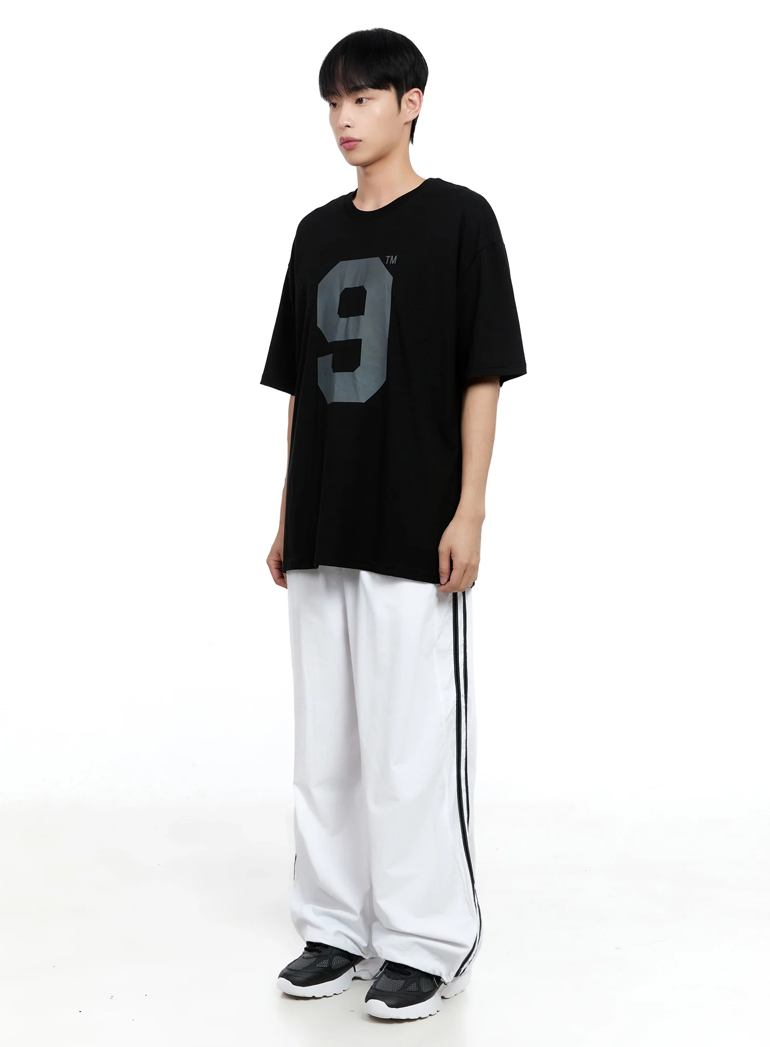 Men's No.9 Graphic Tee IG520 - Image 13