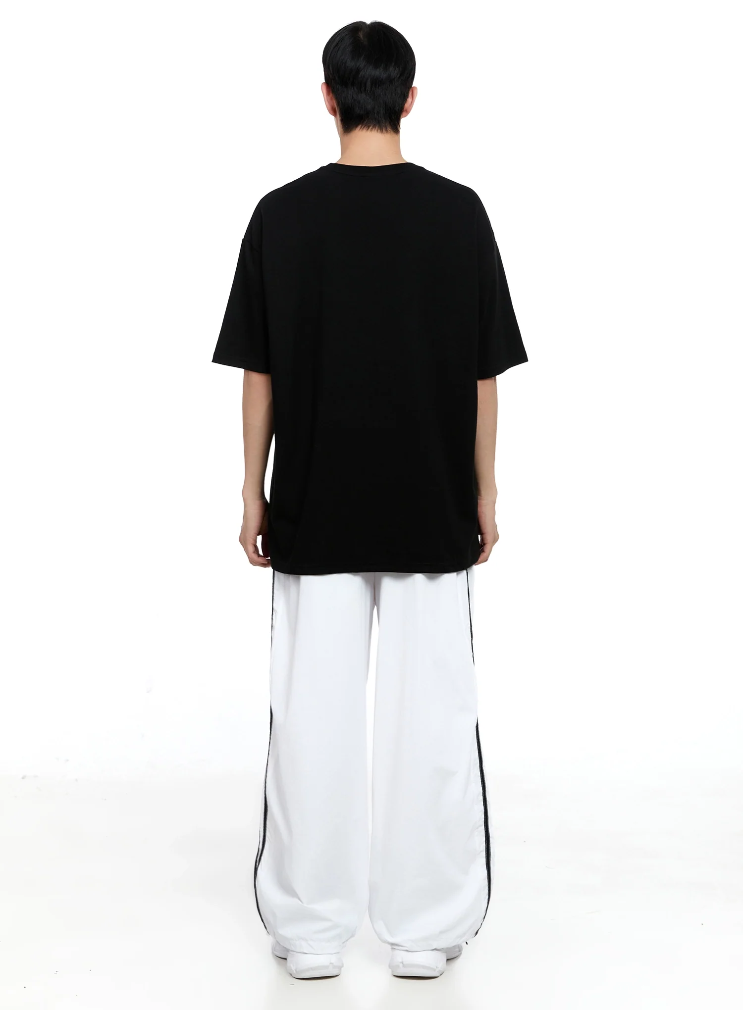 Men's No.9 Graphic Tee IG520 - Image 15