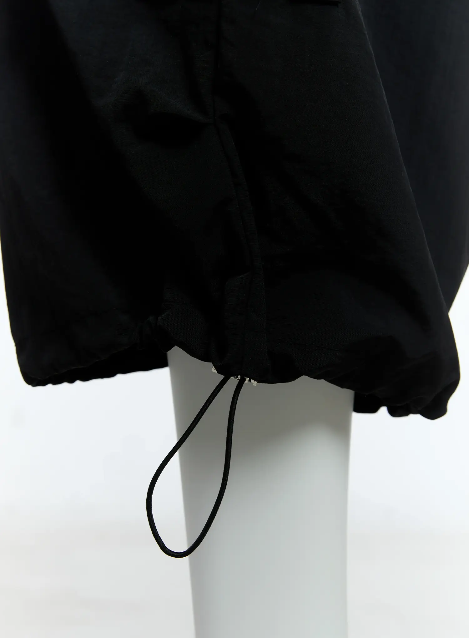 Men's Nylon Cargo Bermuda Shorts IG512 - Image 5