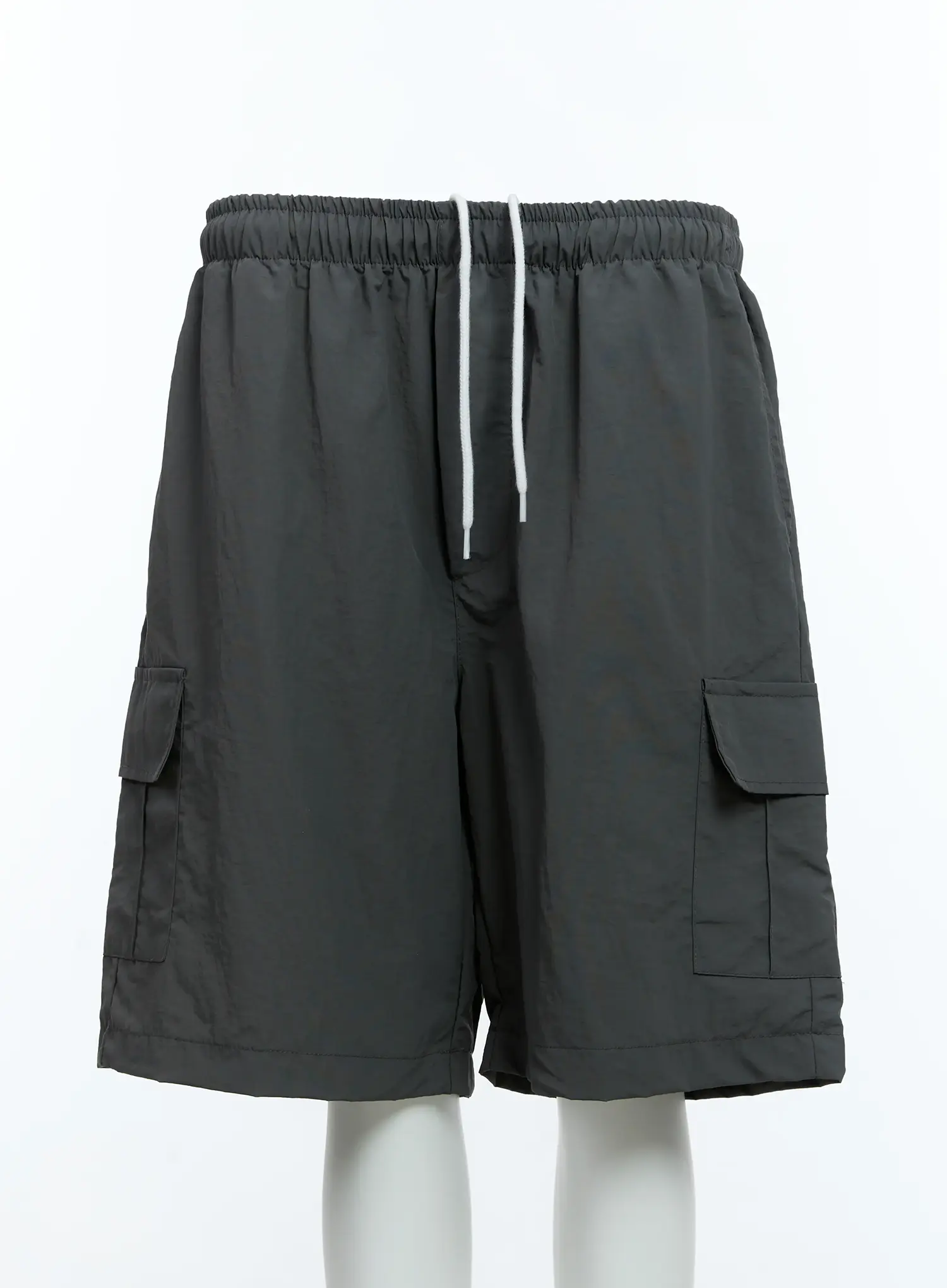 Men's Nylon Cargo Shorts IG512 - Image 2