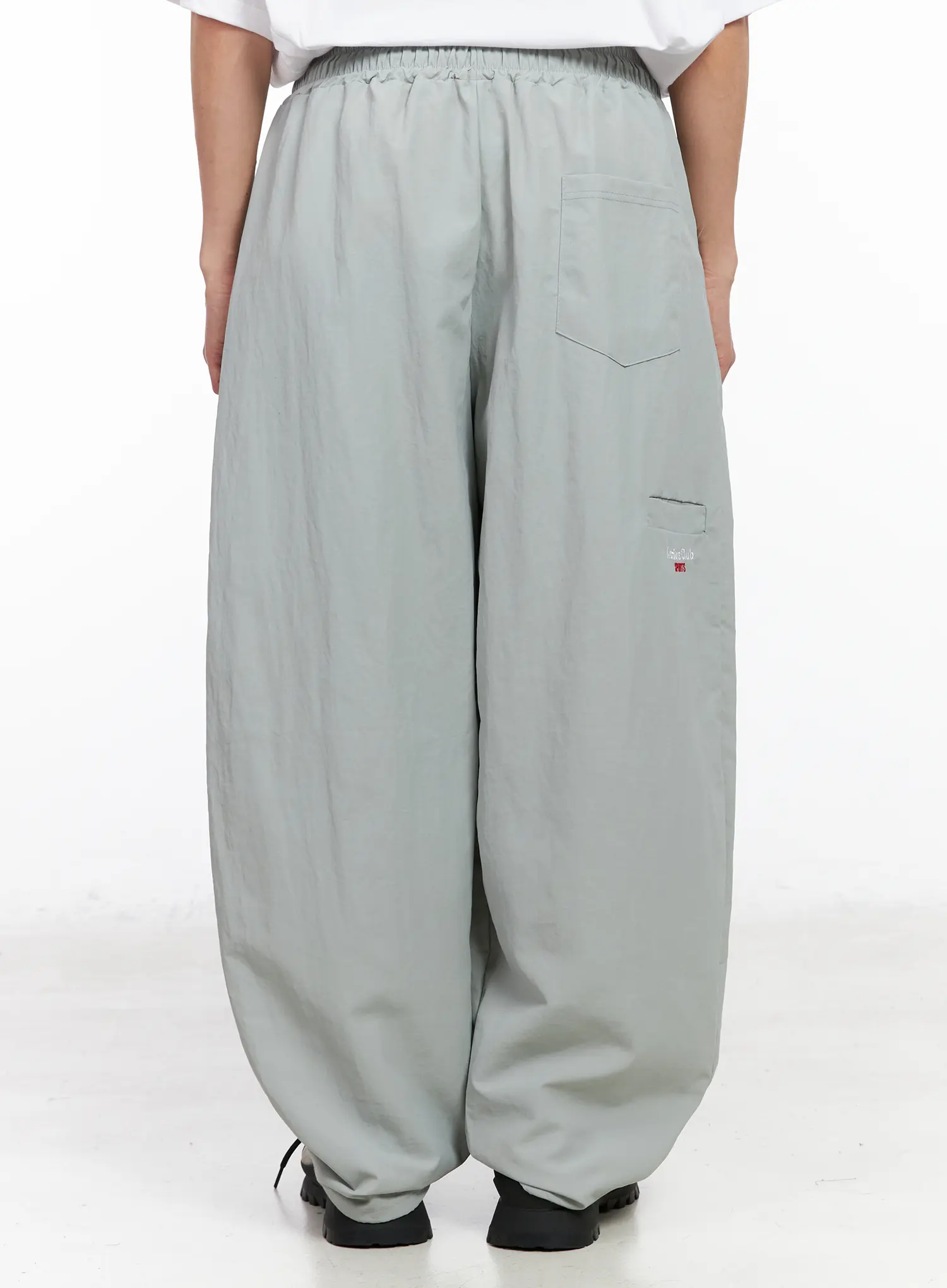 Men's Nylon Embroidered Logo Pocket Pants IA502