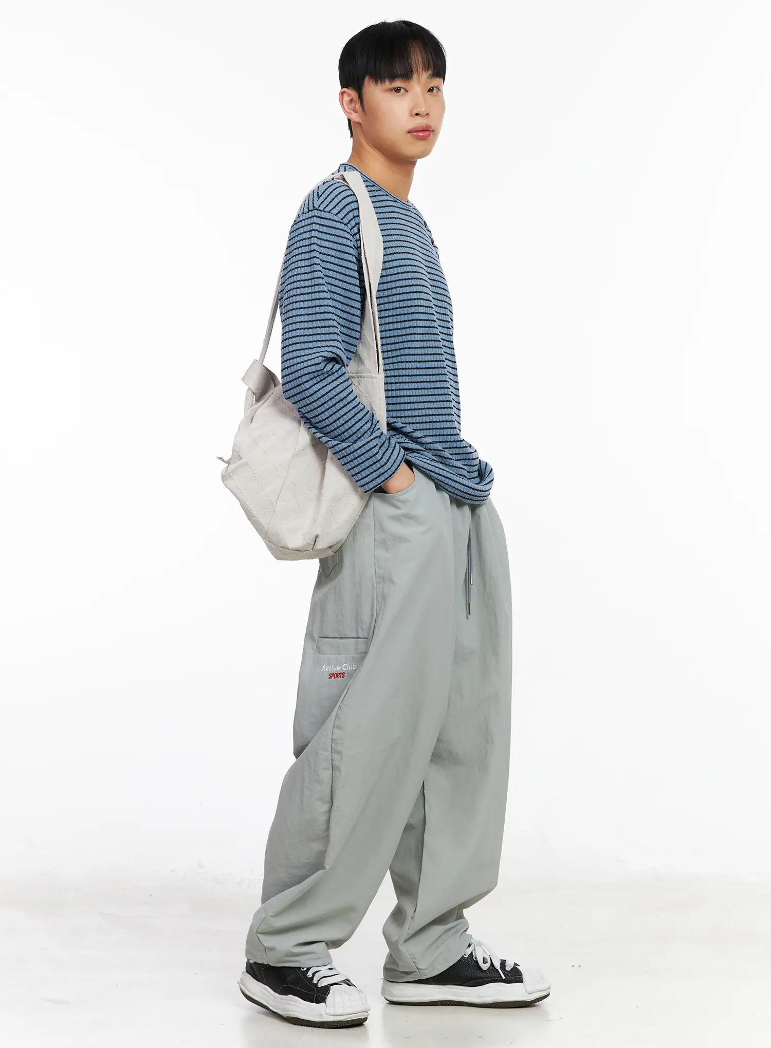 Men's Nylon Embroidered Logo Pocket Pants IA502 - Image 3
