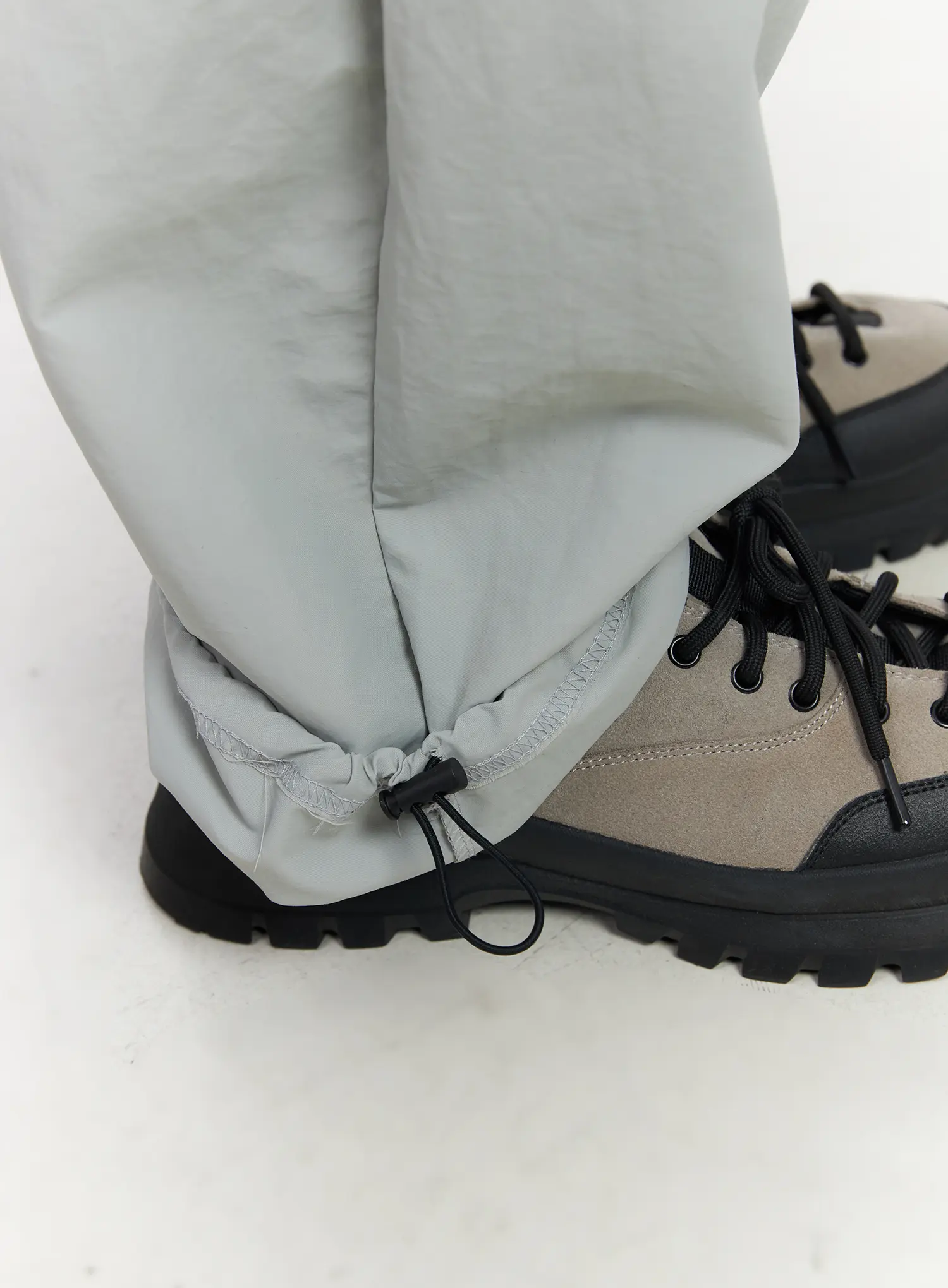 Men's Nylon Embroidered Logo Pocket Pants IA502 - Image 9