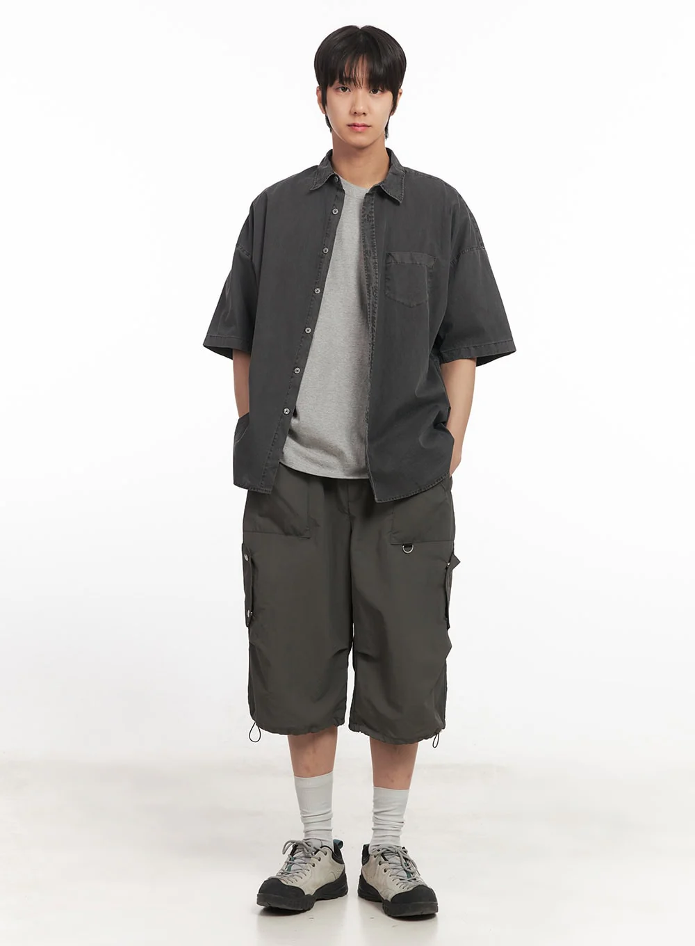 Men's Nylon Pocketed Wide-Fit Shorts IA510 - Image 12