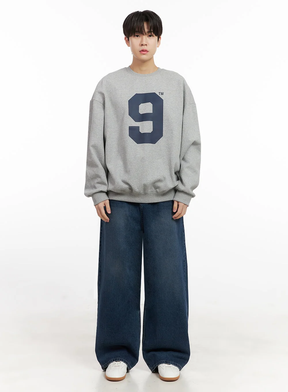 Men's Oversized 9 Graphic Crew Neck IJ517 - Image 2