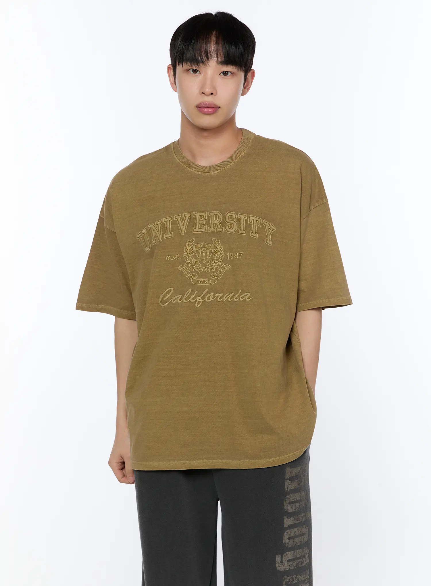 Men's Oversized Graphic Tee IA520 - Image 6
