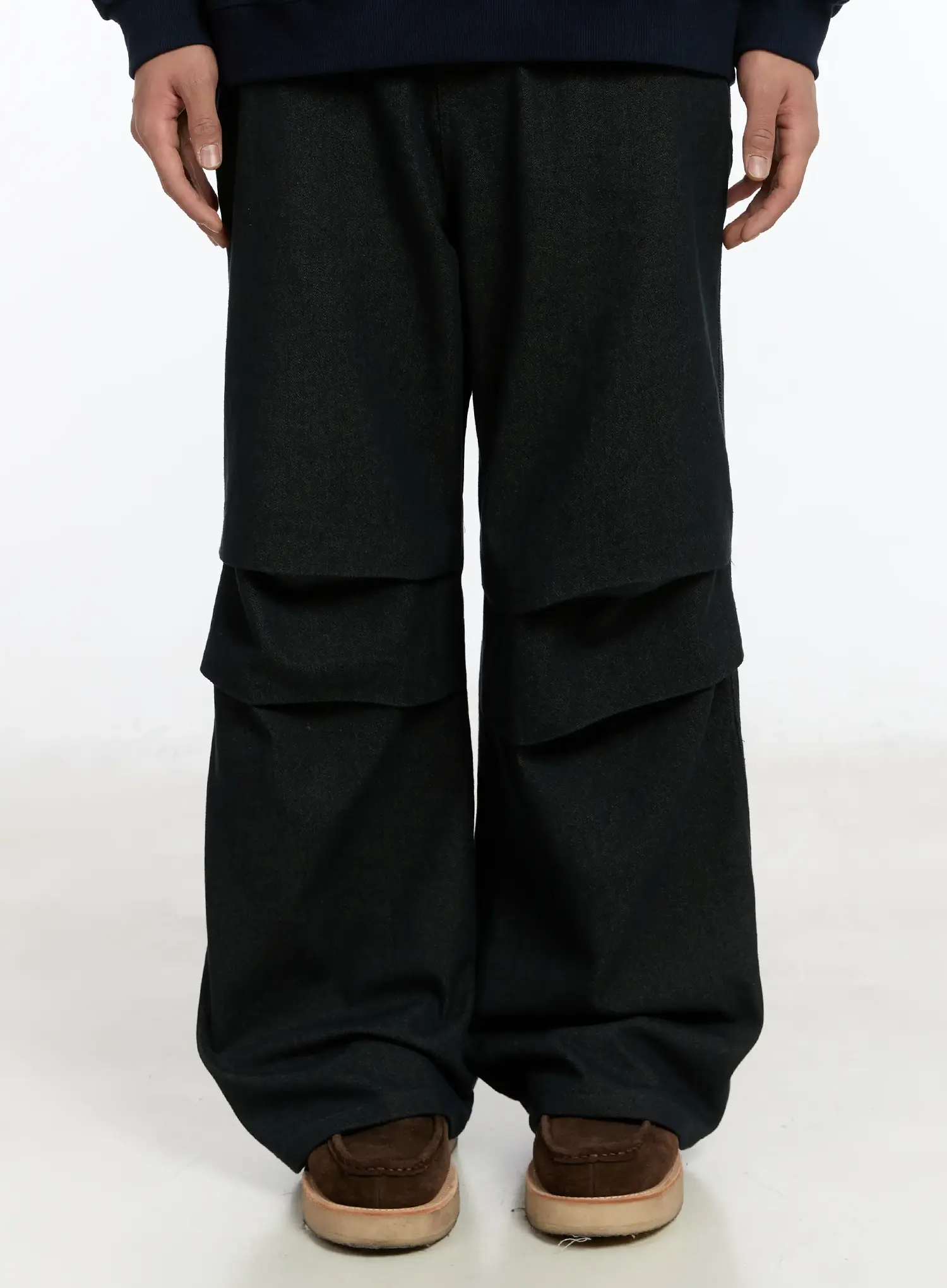 Men's Pintuck Parachute Jeans IM503