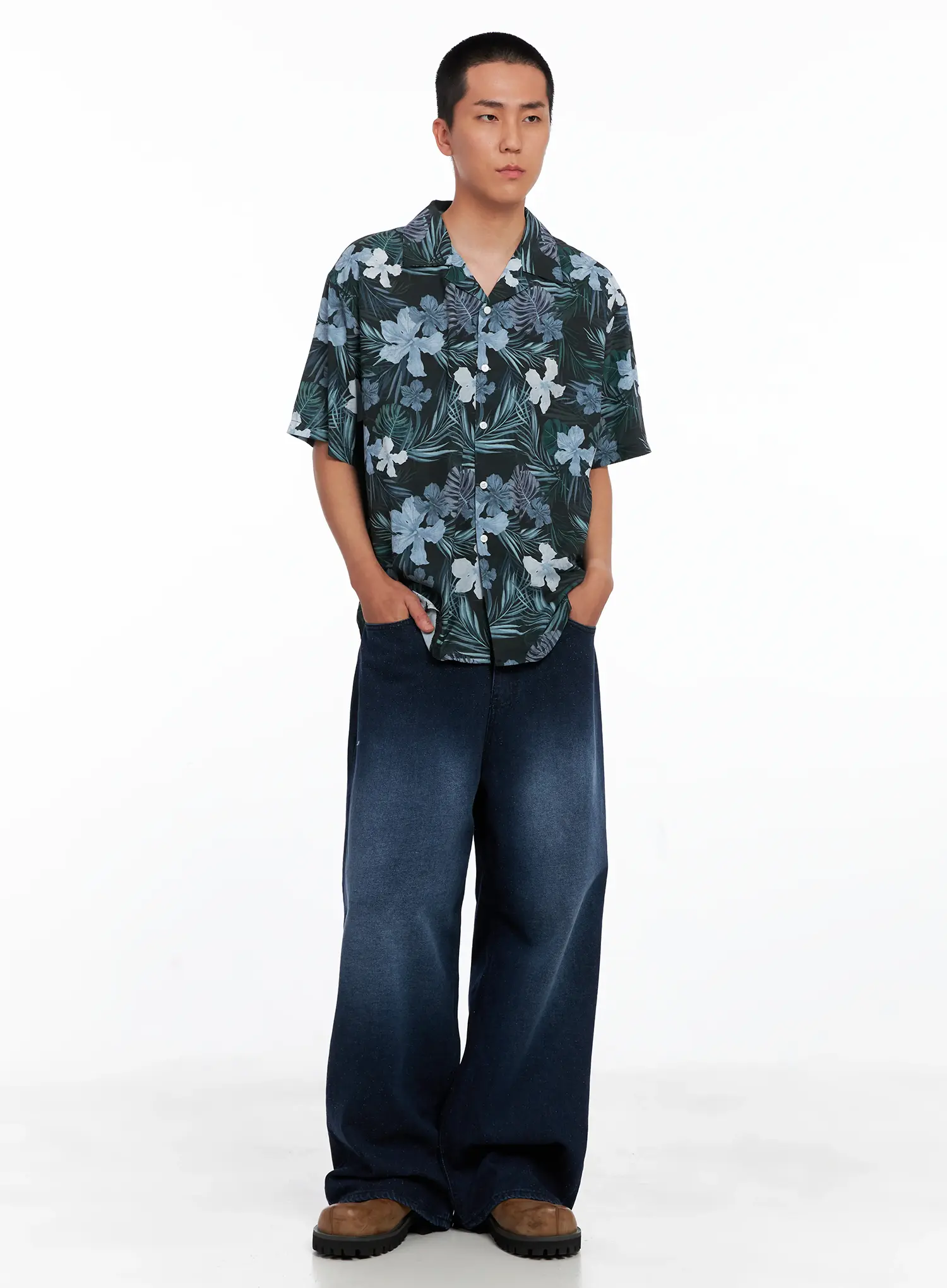 Men's Snowflake Print Wide Jeans IS510 - Image 13