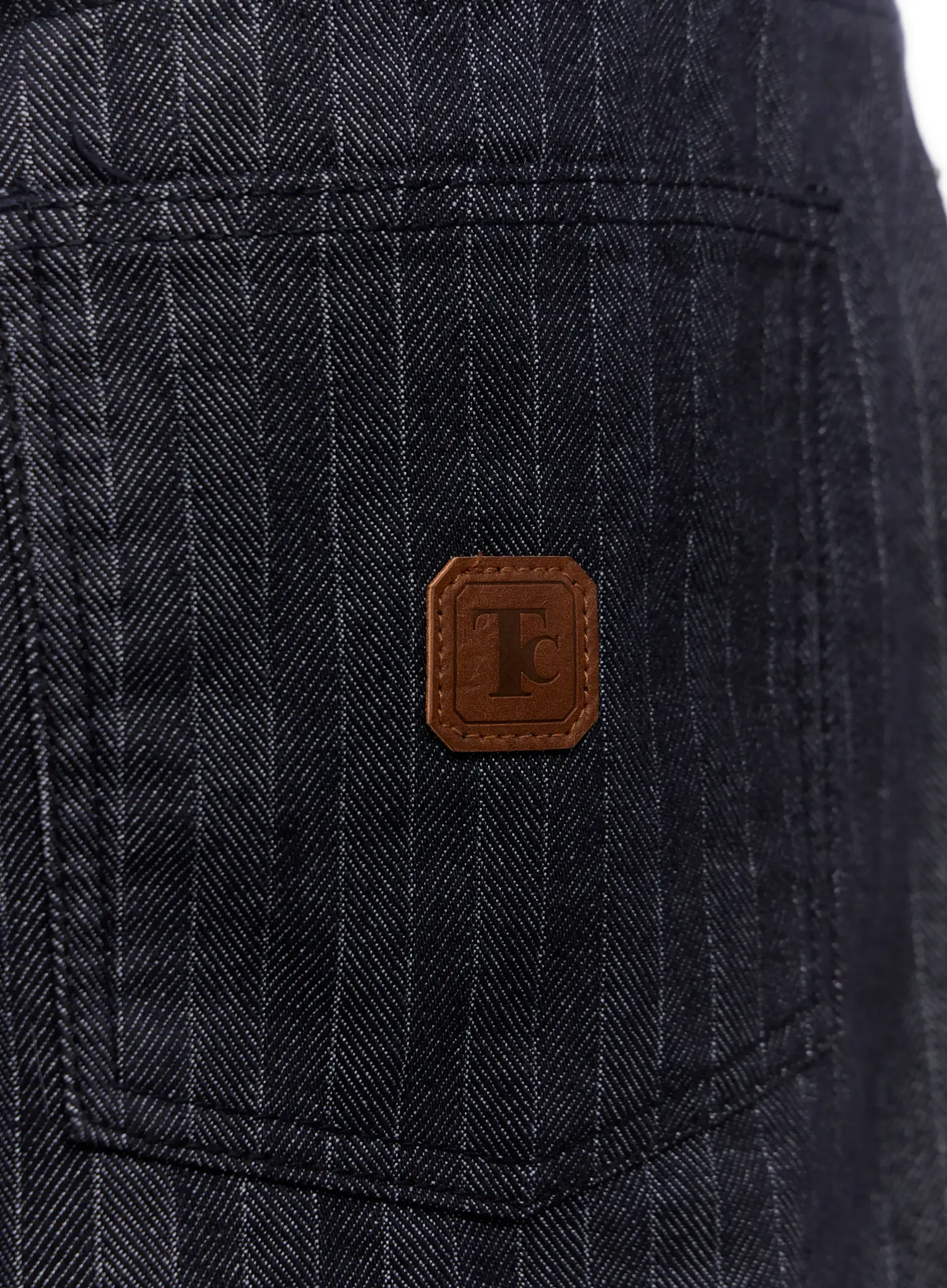 Men's Stripe Wide-Leg Jeans with Patch Detail IO523 - Image 2