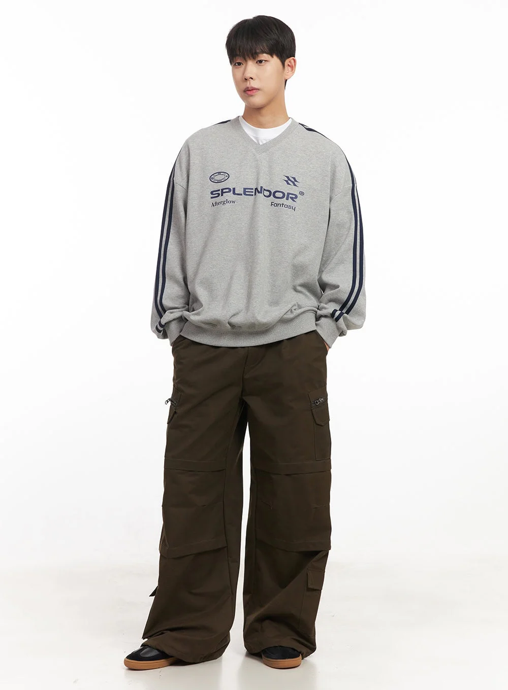 Men's V-Neck Graphic Sweatshirt IM528 - Image 10
