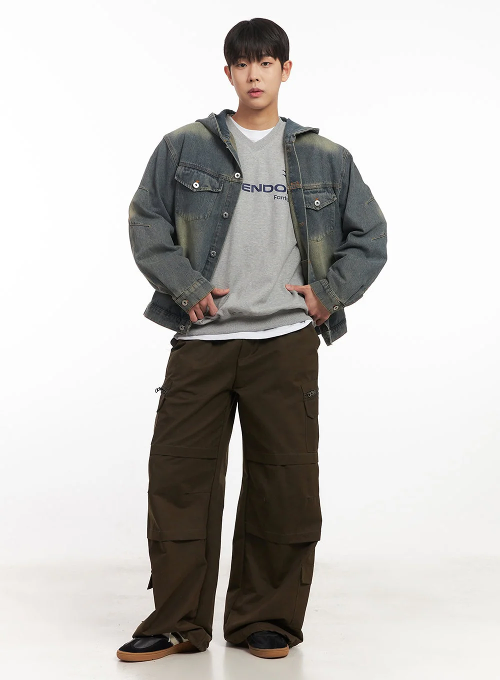 Men's V-Neck Graphic Sweatshirt IM528 - Image 13