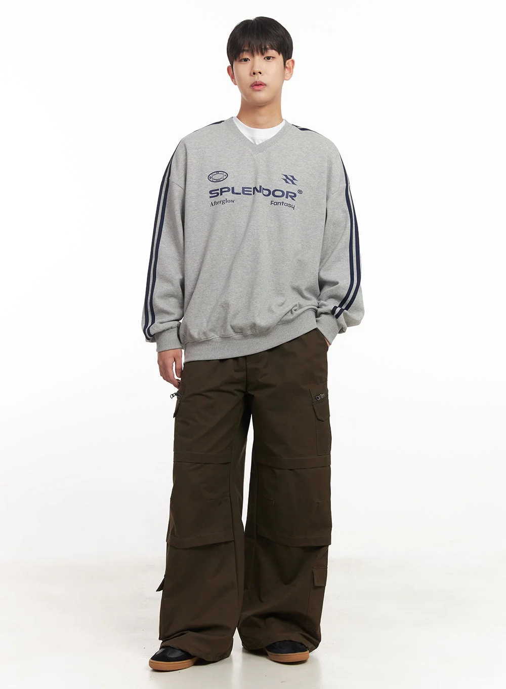 Men's V-Neck Graphic Sweatshirt IM528 - Image 2