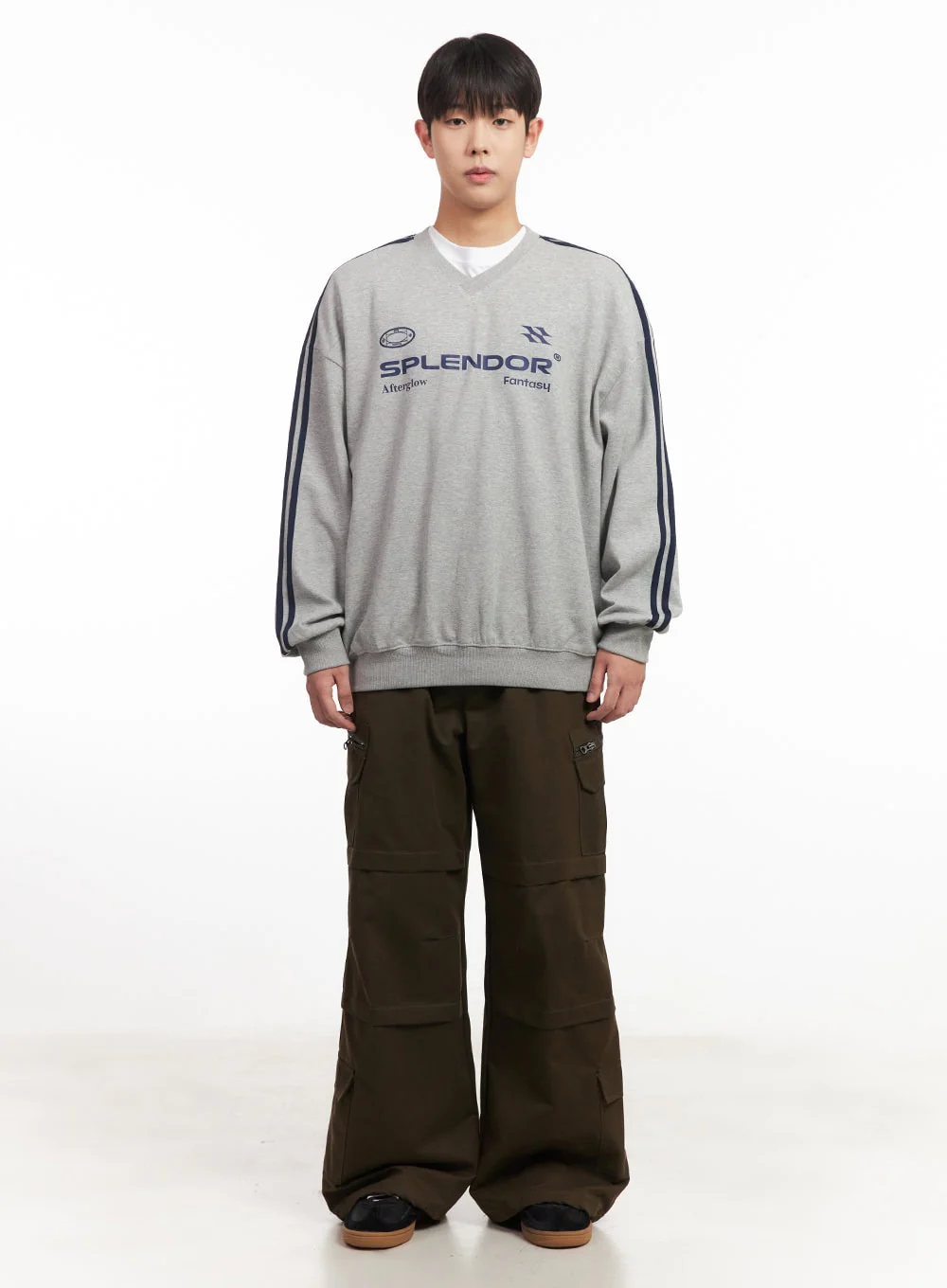 Men's V-Neck Graphic Sweatshirt IM528 - Image 7