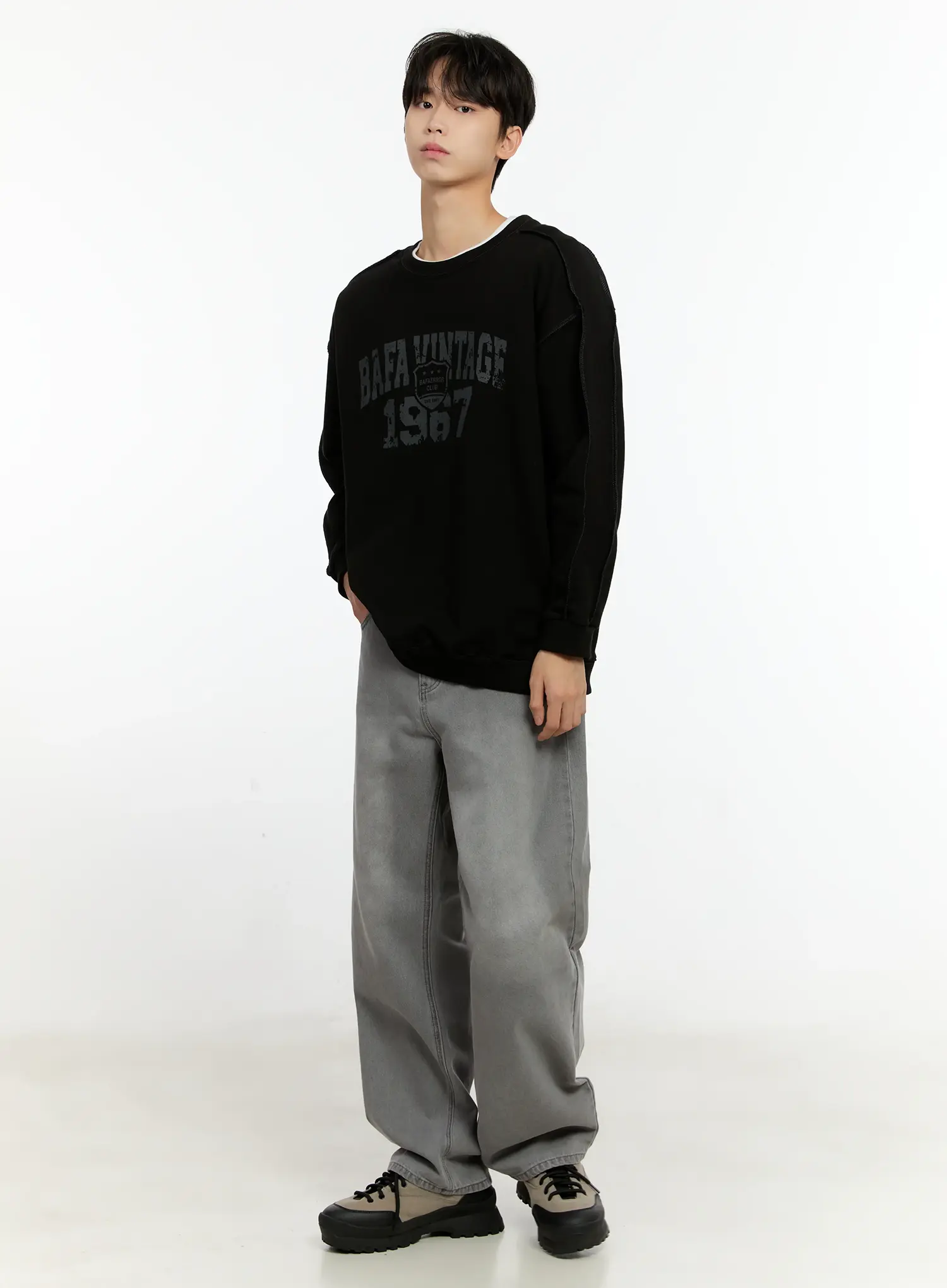 Men's Vintage Graphic Crewneck Sweatshirt IO531 - Image 9