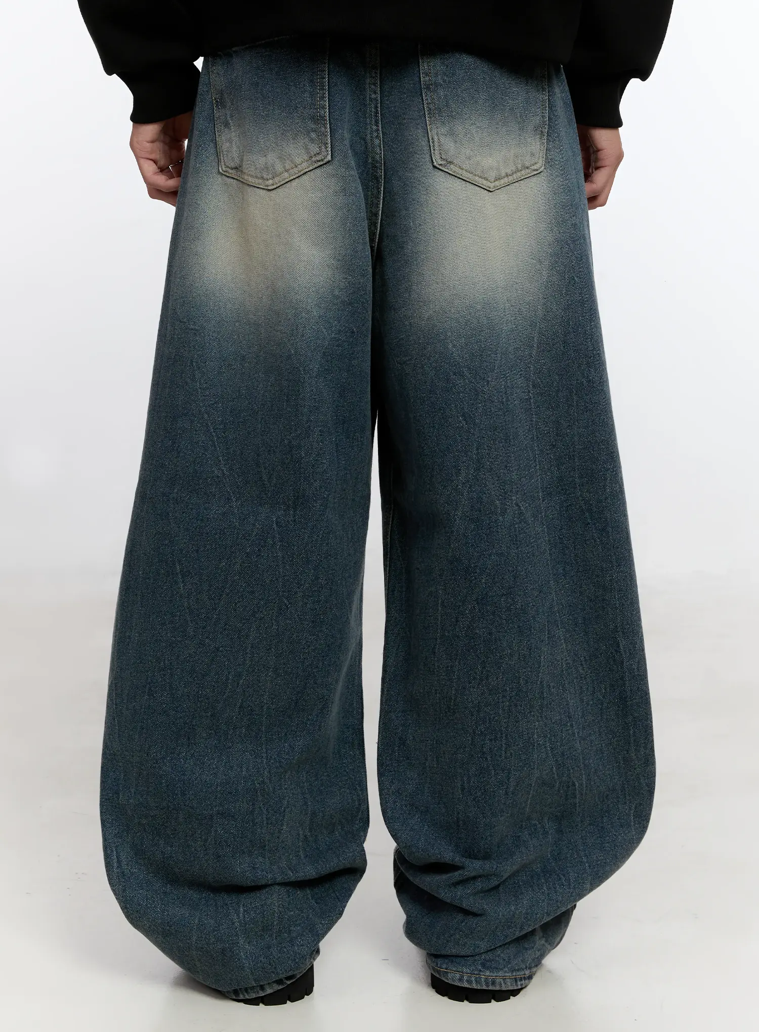 Men's Vintage Wash Baggy Jeans IS529 - Image 9