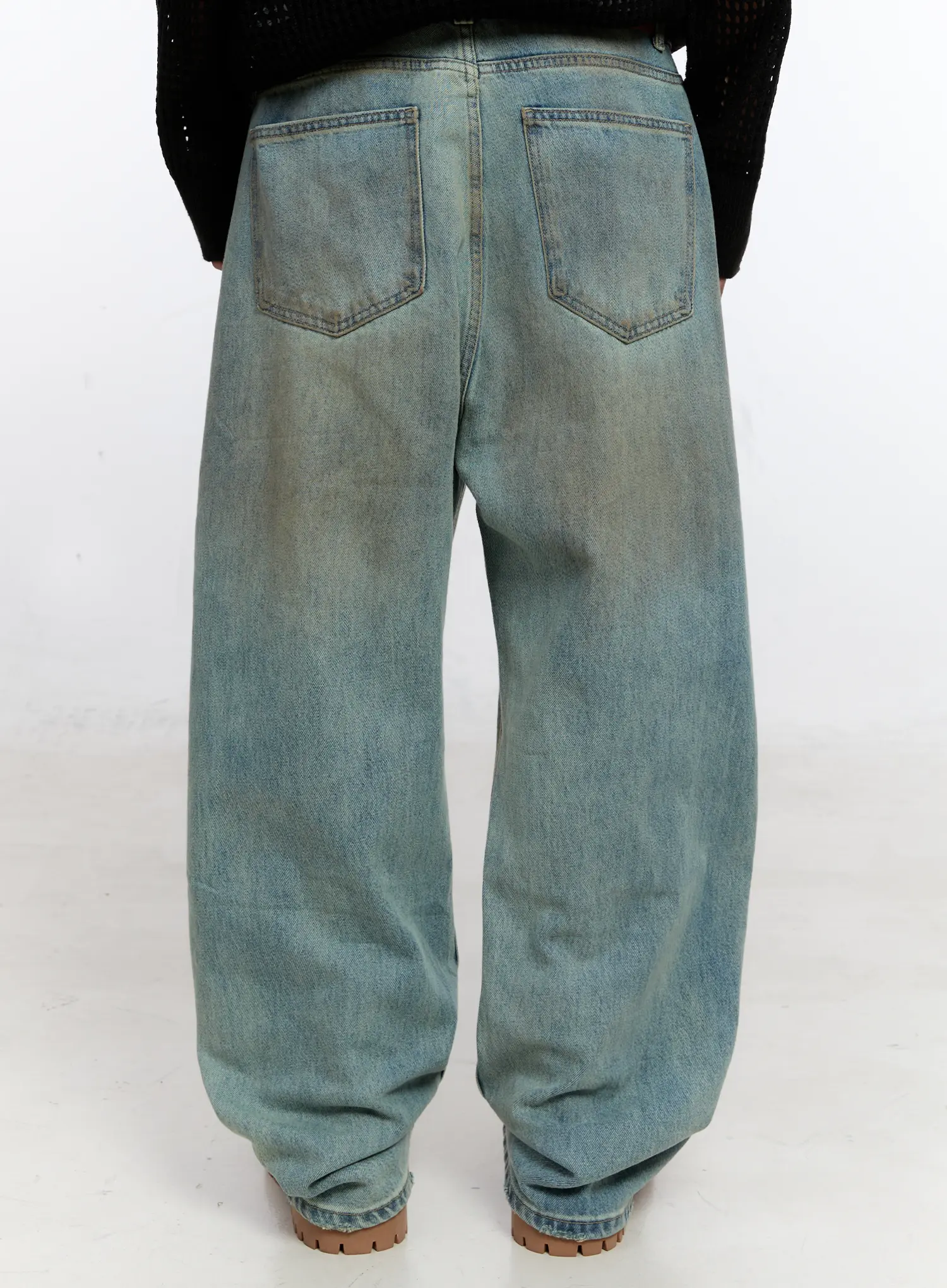 Men's Vintage Wash Wide Fit Jeans IS529 - Image 9