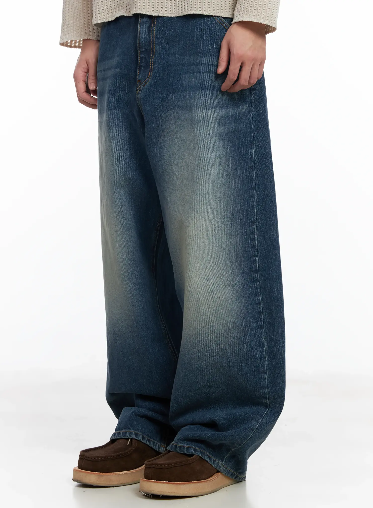 Men's Vintage Wash Wide-Leg Jeans IF516 - Image 4