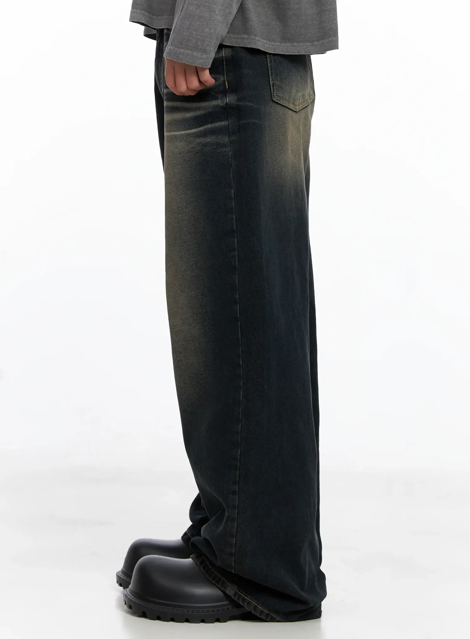 Men's Vintage Washed Wide-Leg Jeans IS509 - Image 5