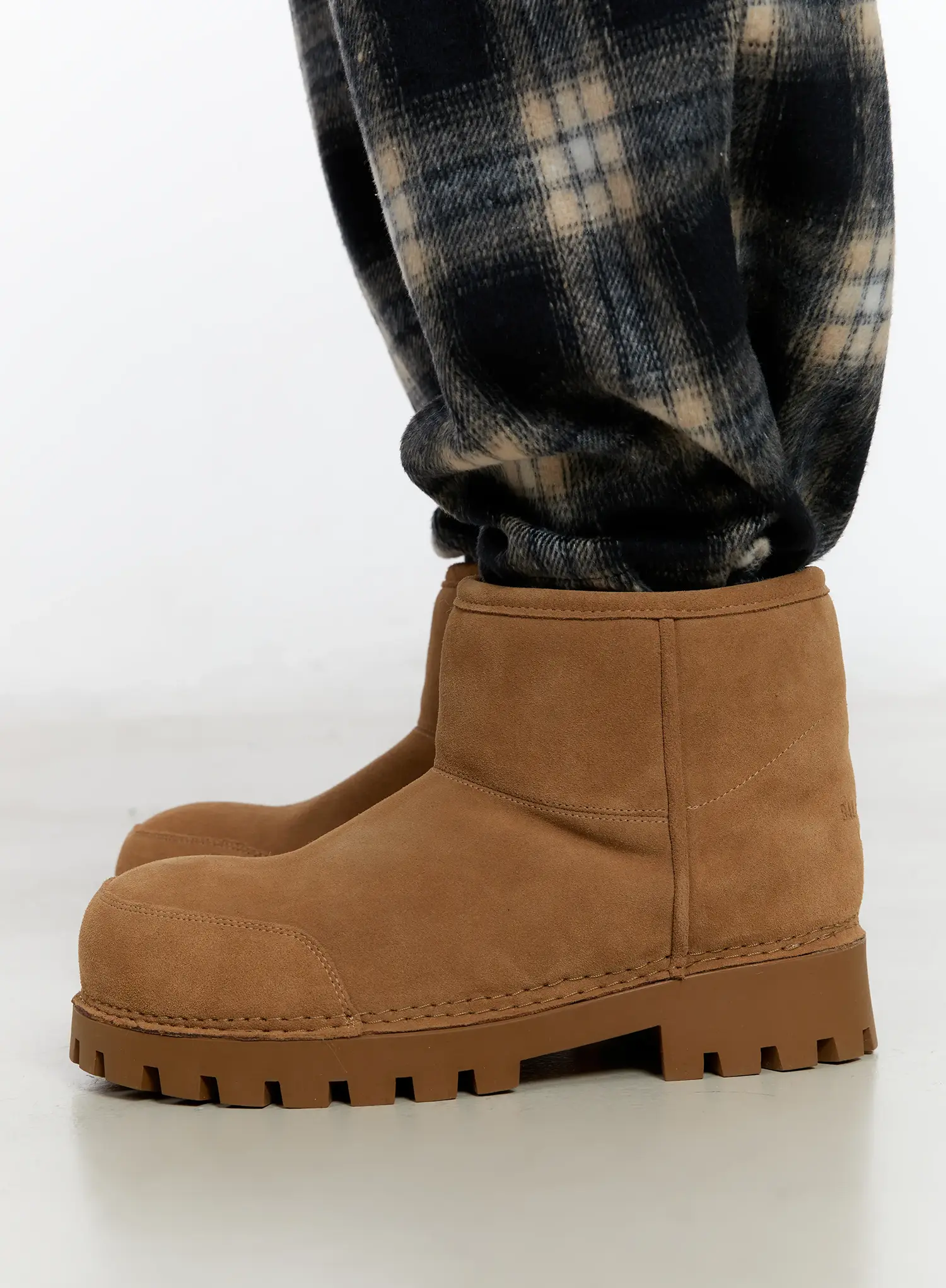 Men's Warm Beige Shearling Boots ID502 - Image 5
