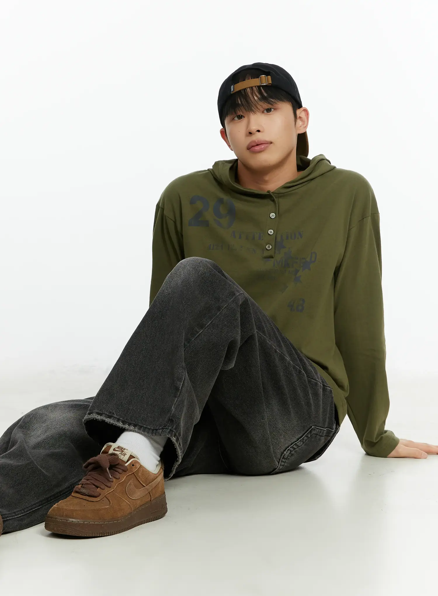 Men's Washed Black Wide Leg Jeans IF511 - Image 3