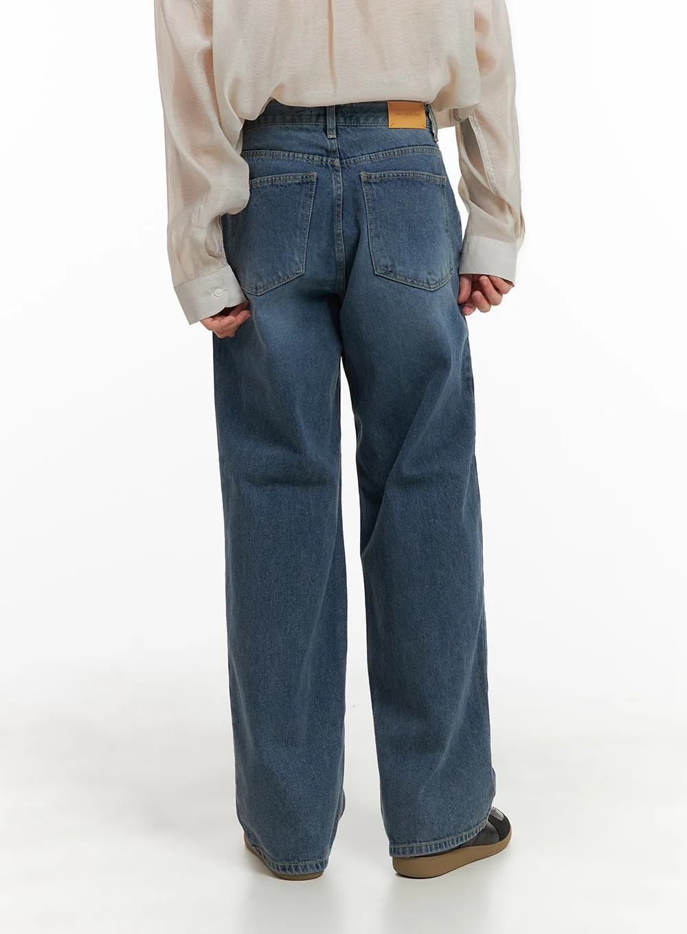 Men's Washed Denim Wide Fit Jeans IA402 - Image 5