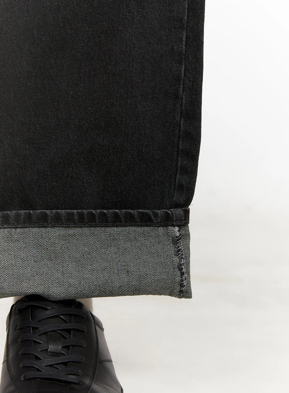 Men's Washed Relaxed-Fit Jeans IJ517 - Image 4