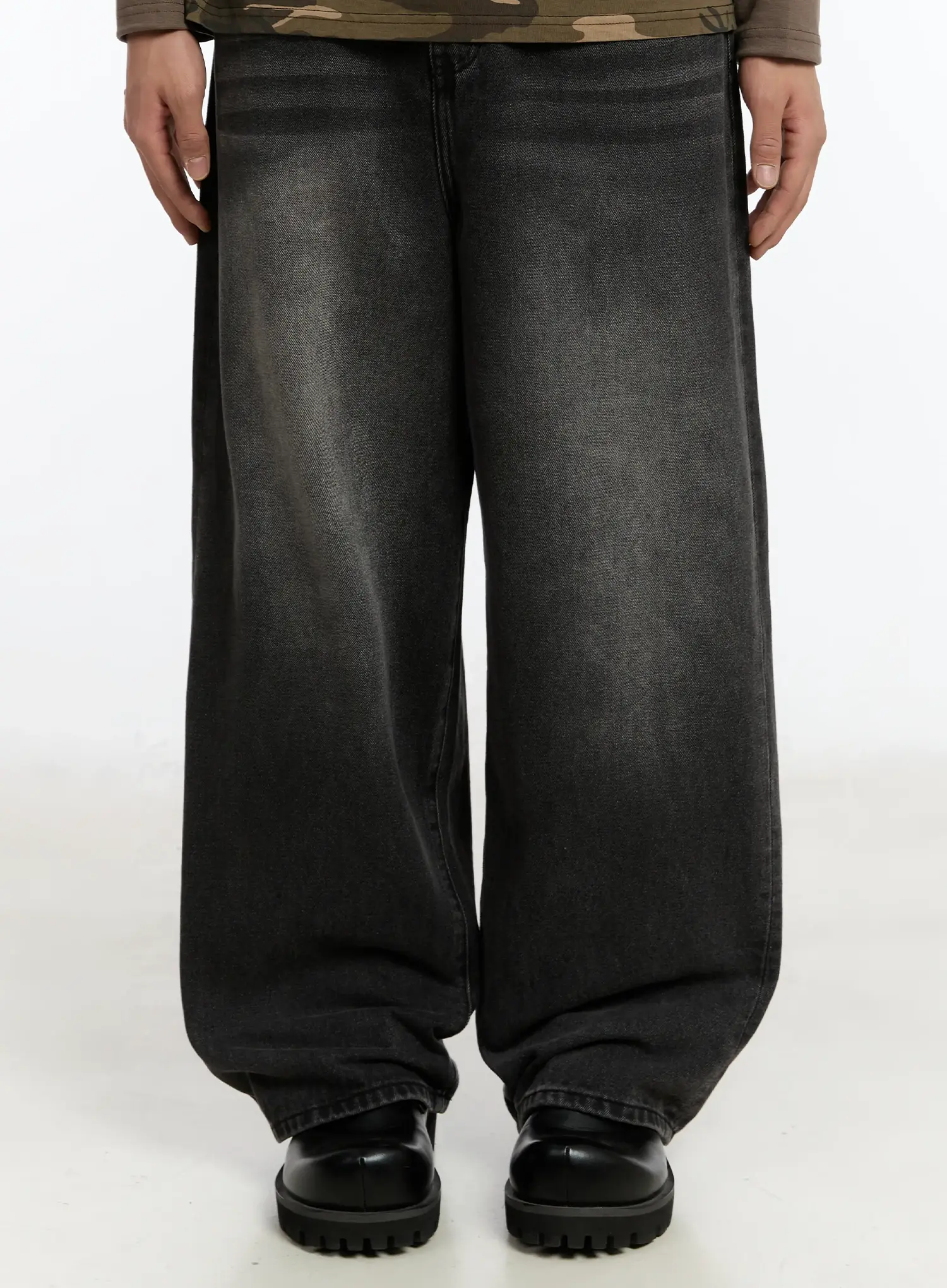 Men's Washed Wde-Leg Jeans IM502