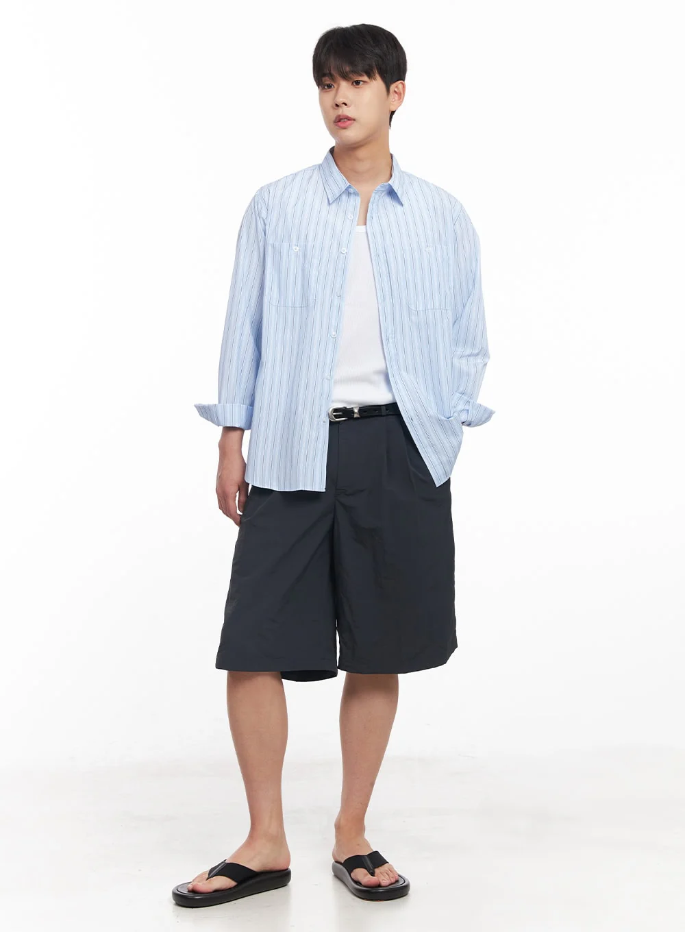 Men's Wide-Fit Nylon Pintuck Shorts IY522 - Image 10