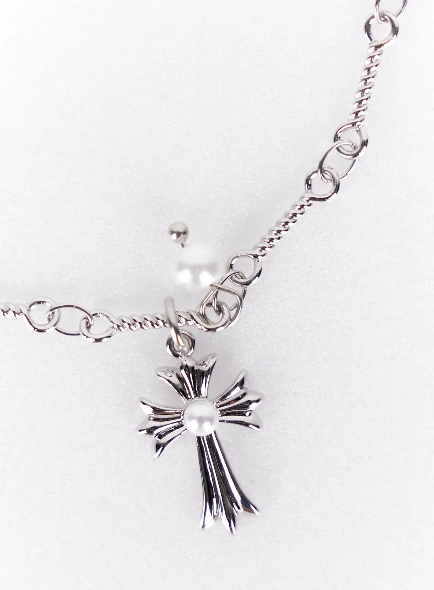 Metallic Cross Pearl Bracelet IY520 - Image 5